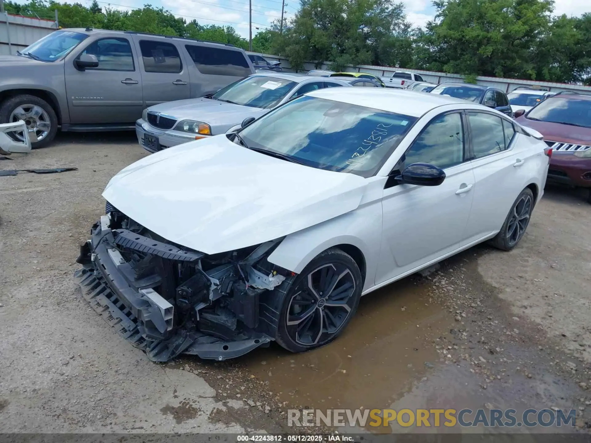 2 Photograph of a damaged car 1N4BL4CV1RN367154 NISSAN ALTIMA 2024