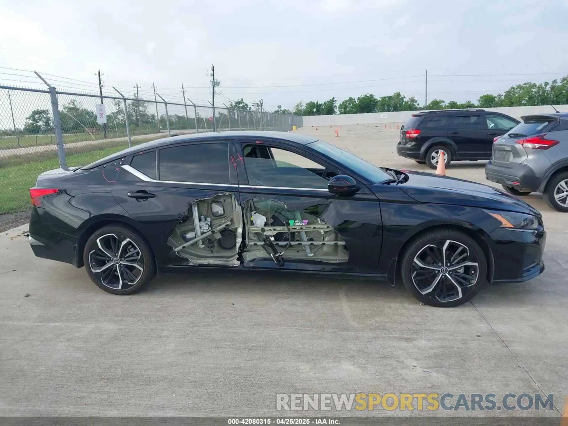 13 Фотография поврежденного автомобиля 1N4BL4CV1RN424324 NISSAN ALTIMA 2024