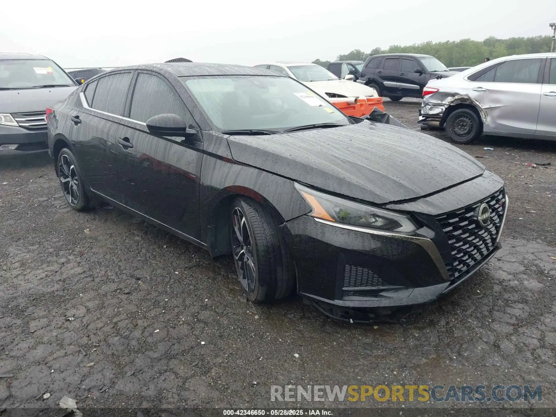 1 Photograph of a damaged car 1N4BL4CV2RN318433 NISSAN ALTIMA 2024