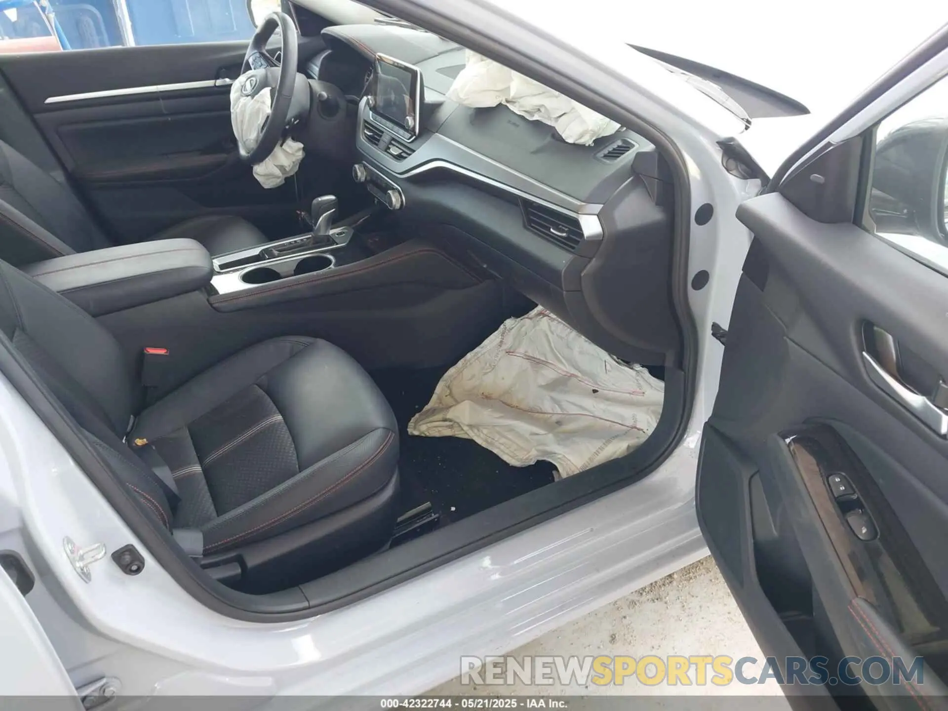 5 Фотография поврежденного автомобиля 1N4BL4CV2RN380575 NISSAN ALTIMA 2024