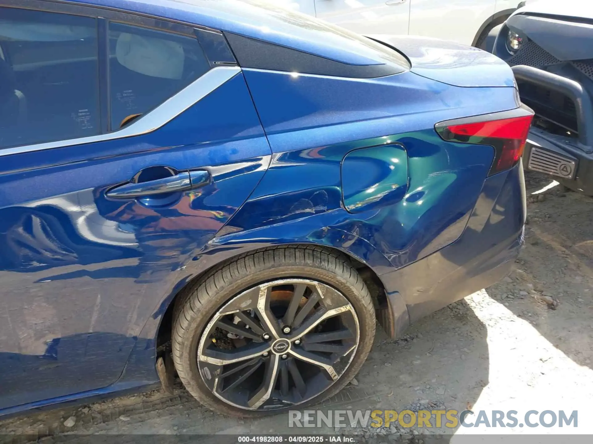 6 Фотография поврежденного автомобиля 1N4BL4CV3RN314858 NISSAN ALTIMA 2024