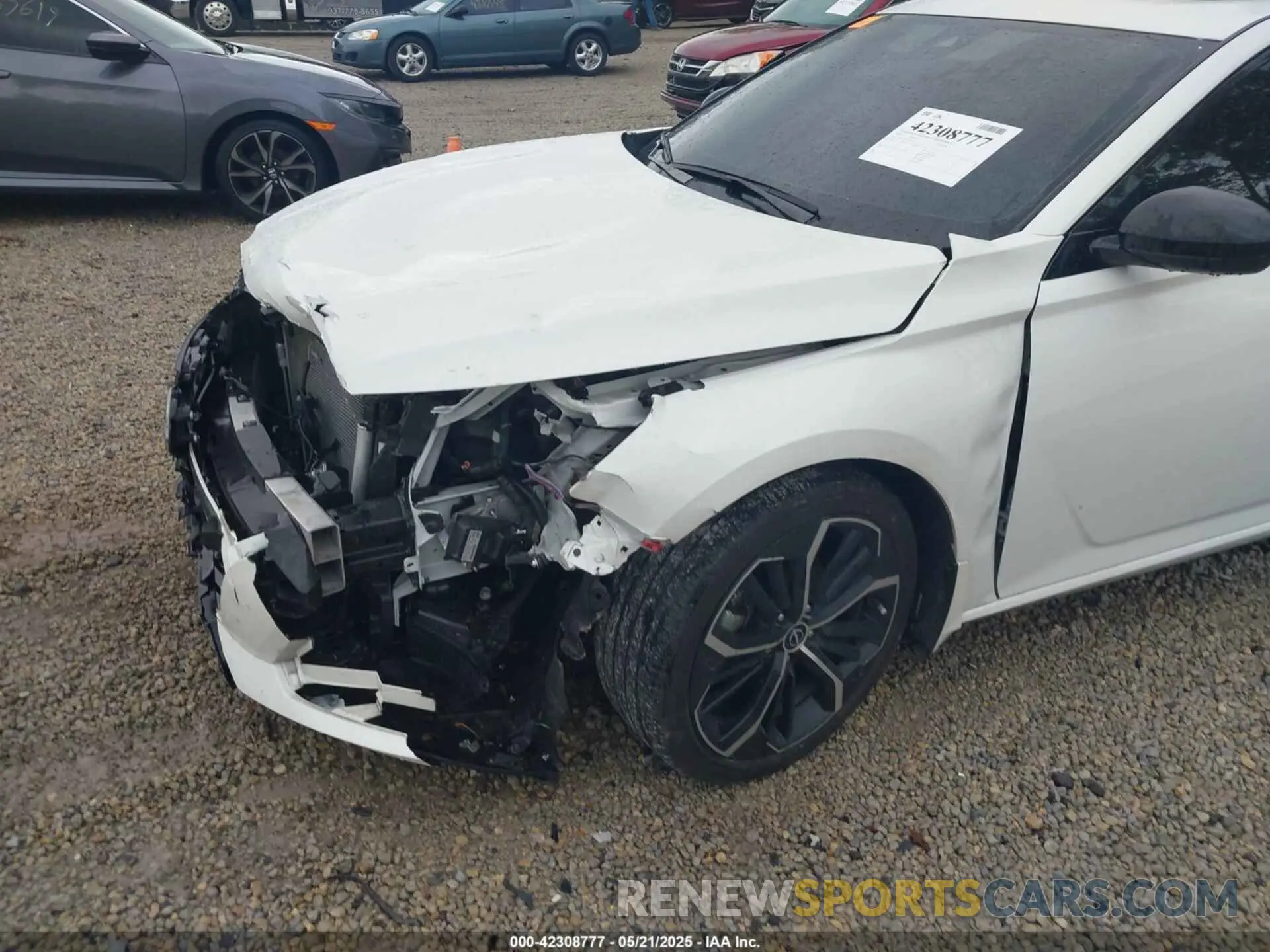 17 Photograph of a damaged car 1N4BL4CV3RN344295 NISSAN ALTIMA 2024