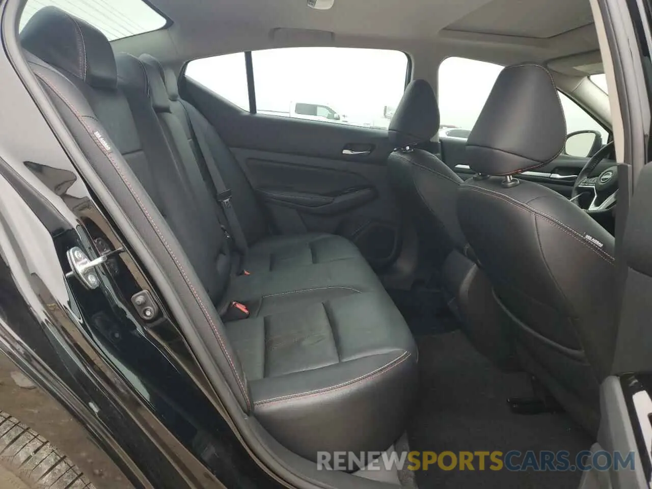 11 Photograph of a damaged car 1N4BL4CV3RN394128 NISSAN ALTIMA 2024