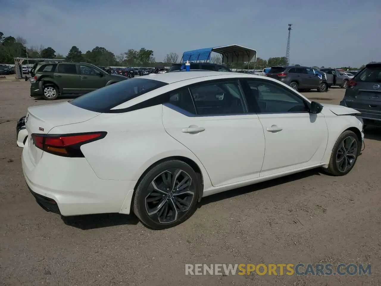 3 Фотография поврежденного автомобиля 1N4BL4CV4RN300080 NISSAN ALTIMA 2024