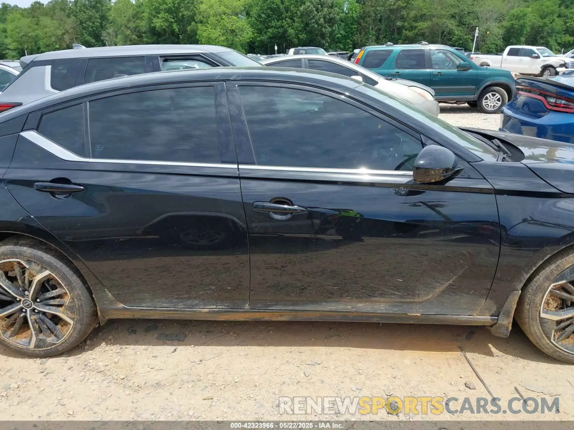 13 Photograph of a damaged car 1N4BL4CV4RN323262 NISSAN ALTIMA 2024