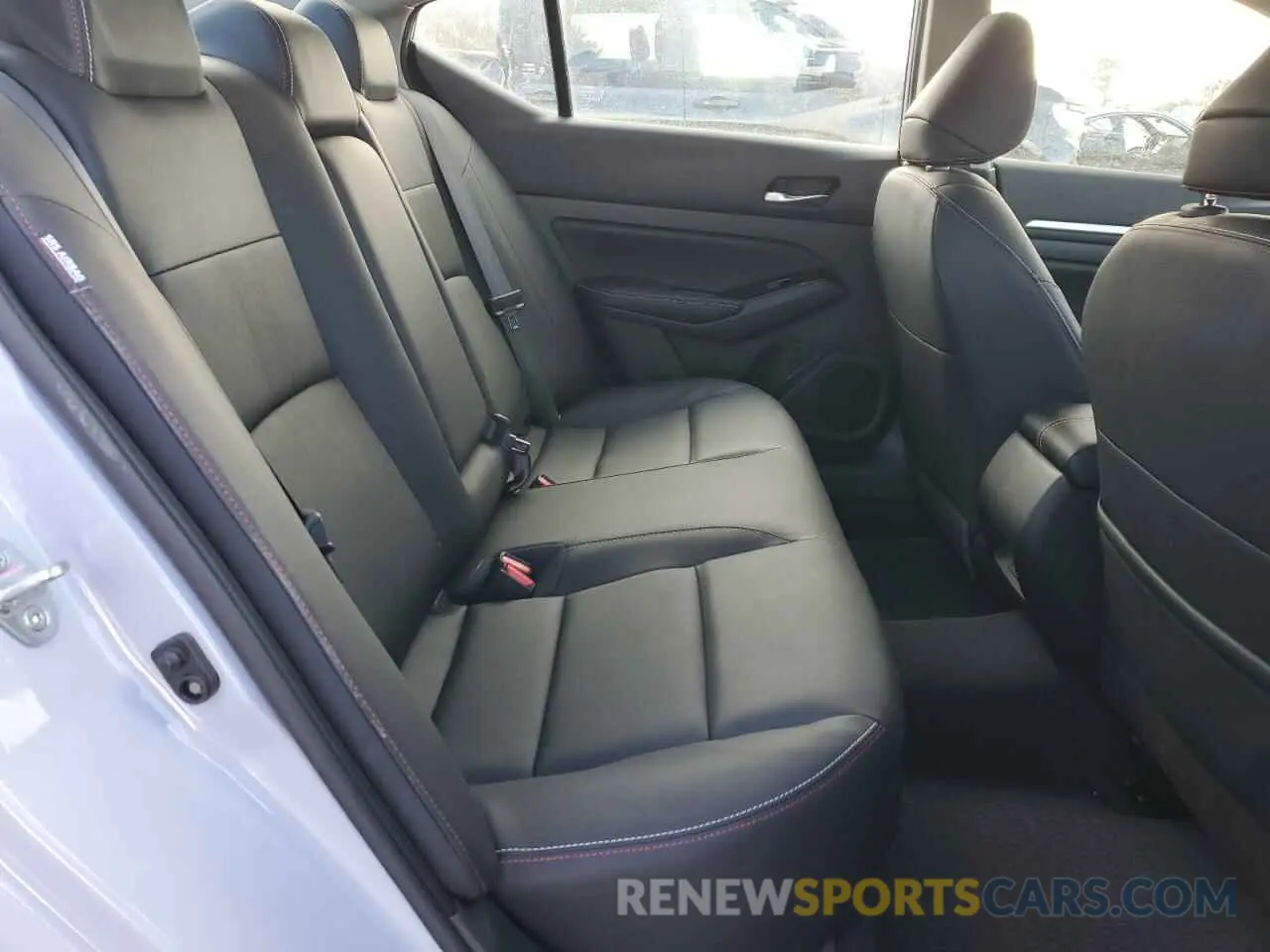 10 Фотография поврежденного автомобиля 1N4BL4CV4RN326100 NISSAN ALTIMA 2024