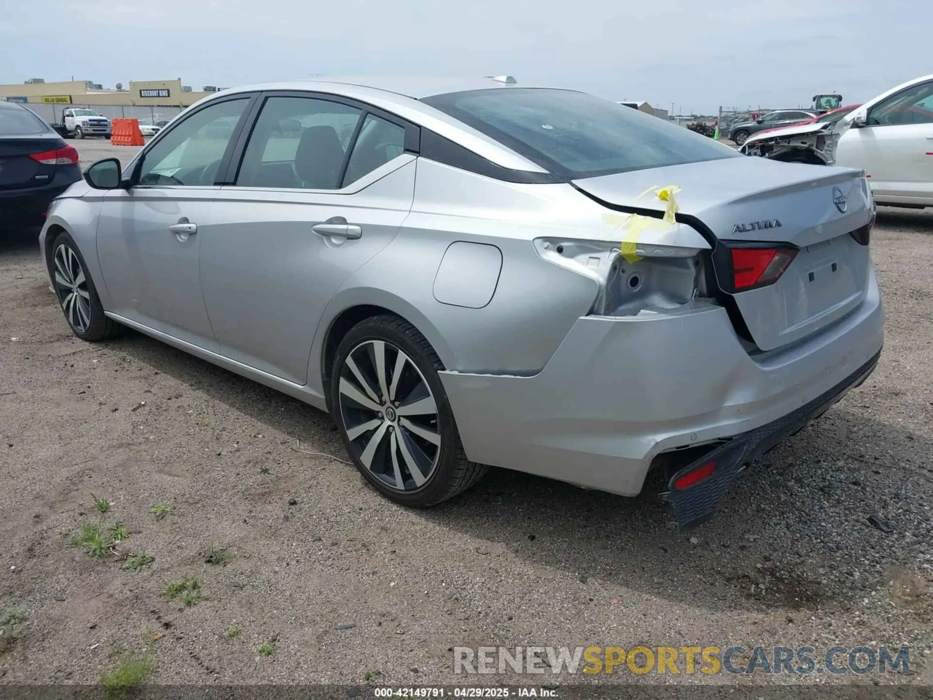3 Photograph of a damaged car 1N4BL4CV4RN391478 NISSAN ALTIMA 2024