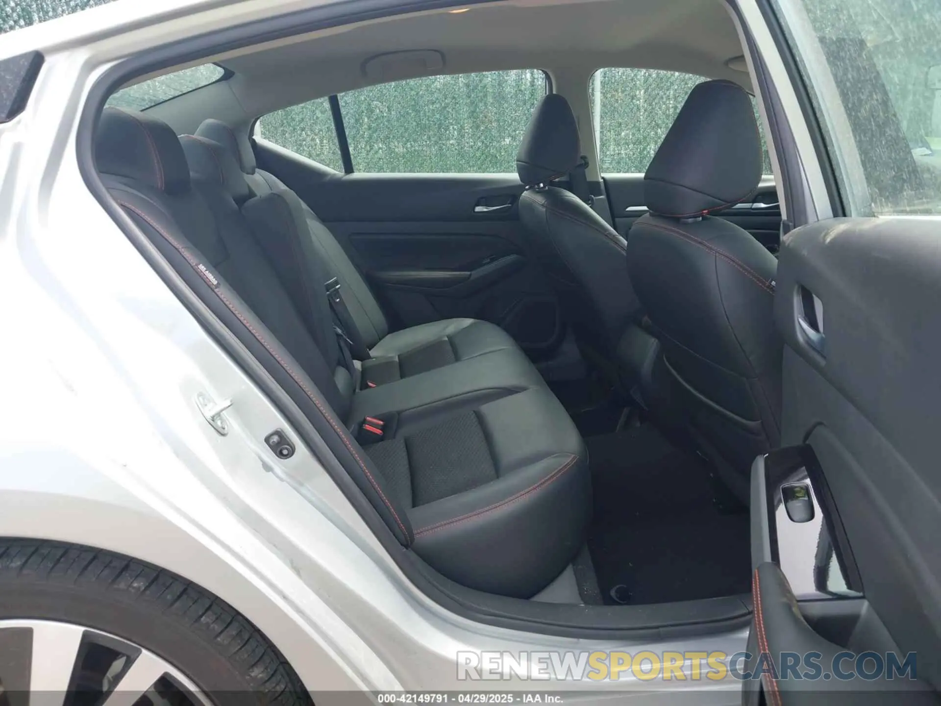 8 Photograph of a damaged car 1N4BL4CV4RN391478 NISSAN ALTIMA 2024