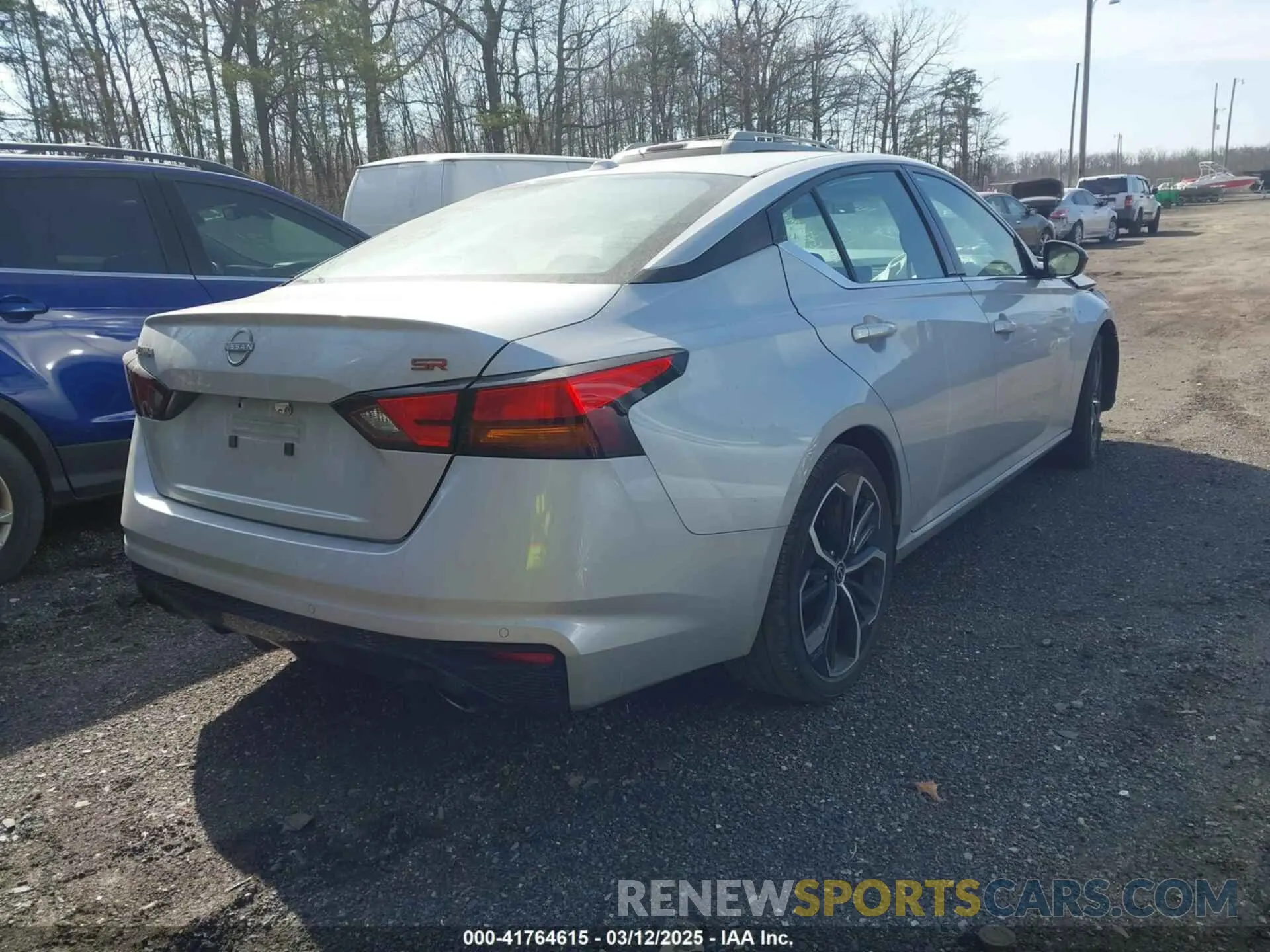 4 Photograph of a damaged car 1N4BL4CV6RN370521 NISSAN ALTIMA 2024