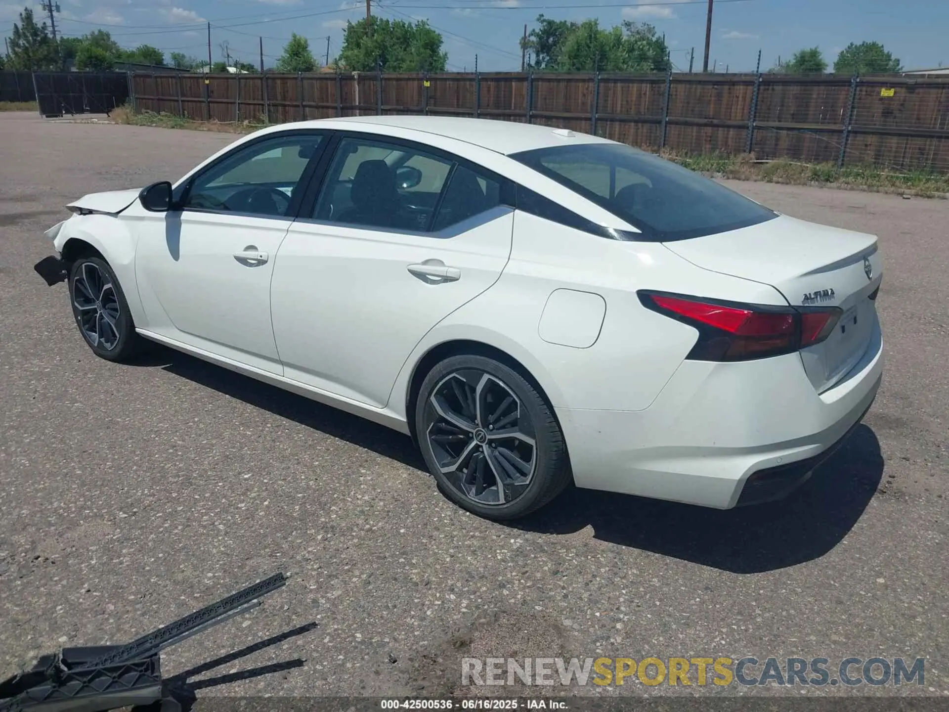 3 Photograph of a damaged car 1N4BL4CV6RN381342 NISSAN ALTIMA 2024