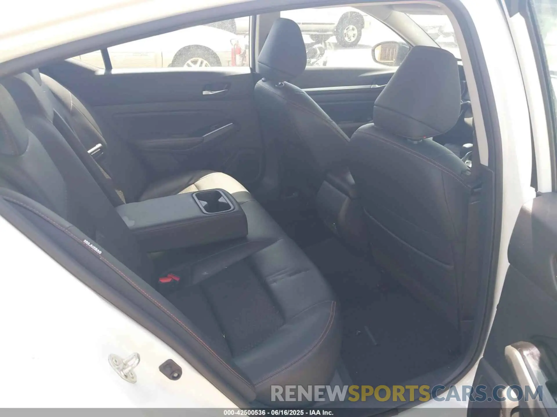 8 Photograph of a damaged car 1N4BL4CV6RN381342 NISSAN ALTIMA 2024