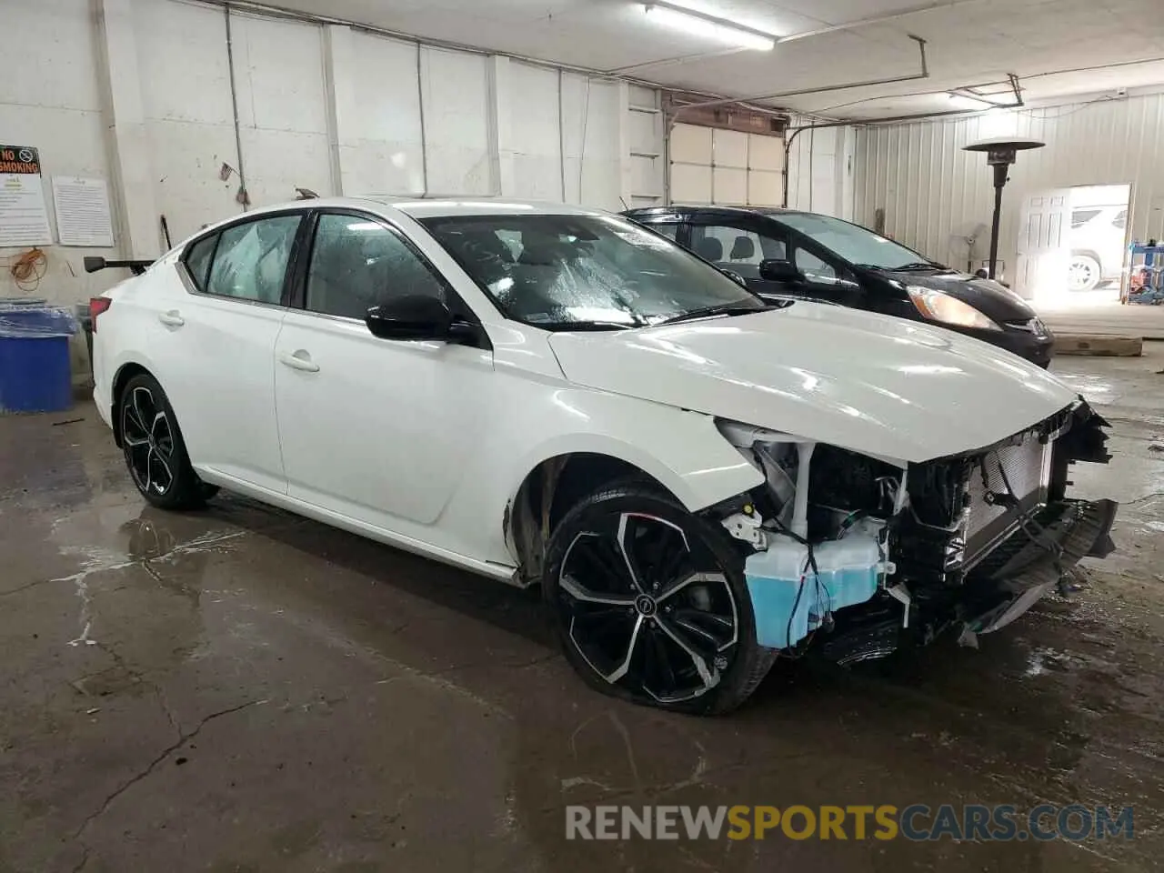 4 Фотография поврежденного автомобиля 1N4BL4CV7RN329086 NISSAN ALTIMA 2024