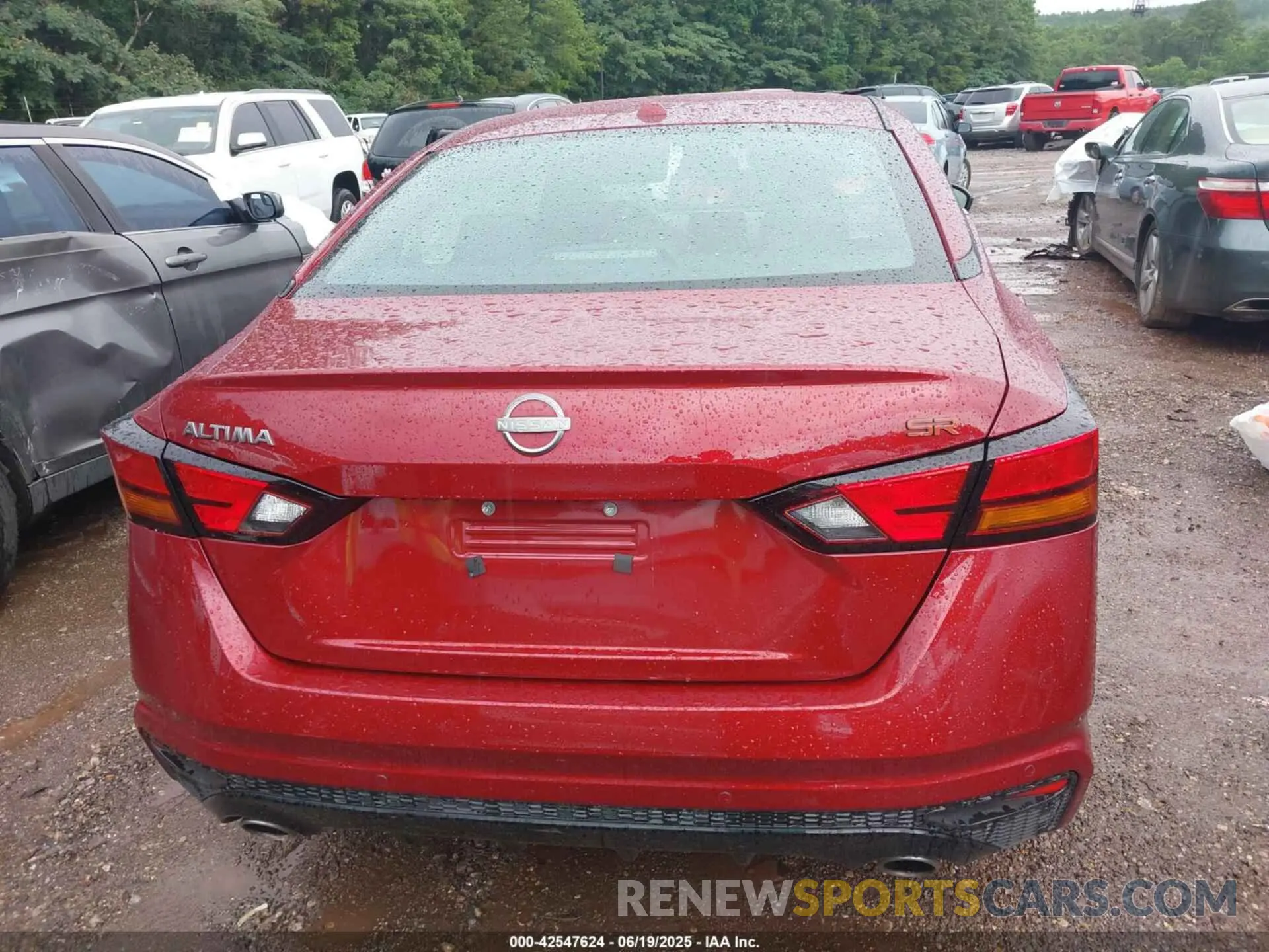 16 Photograph of a damaged car 1N4BL4CV8RN420867 NISSAN ALTIMA 2024