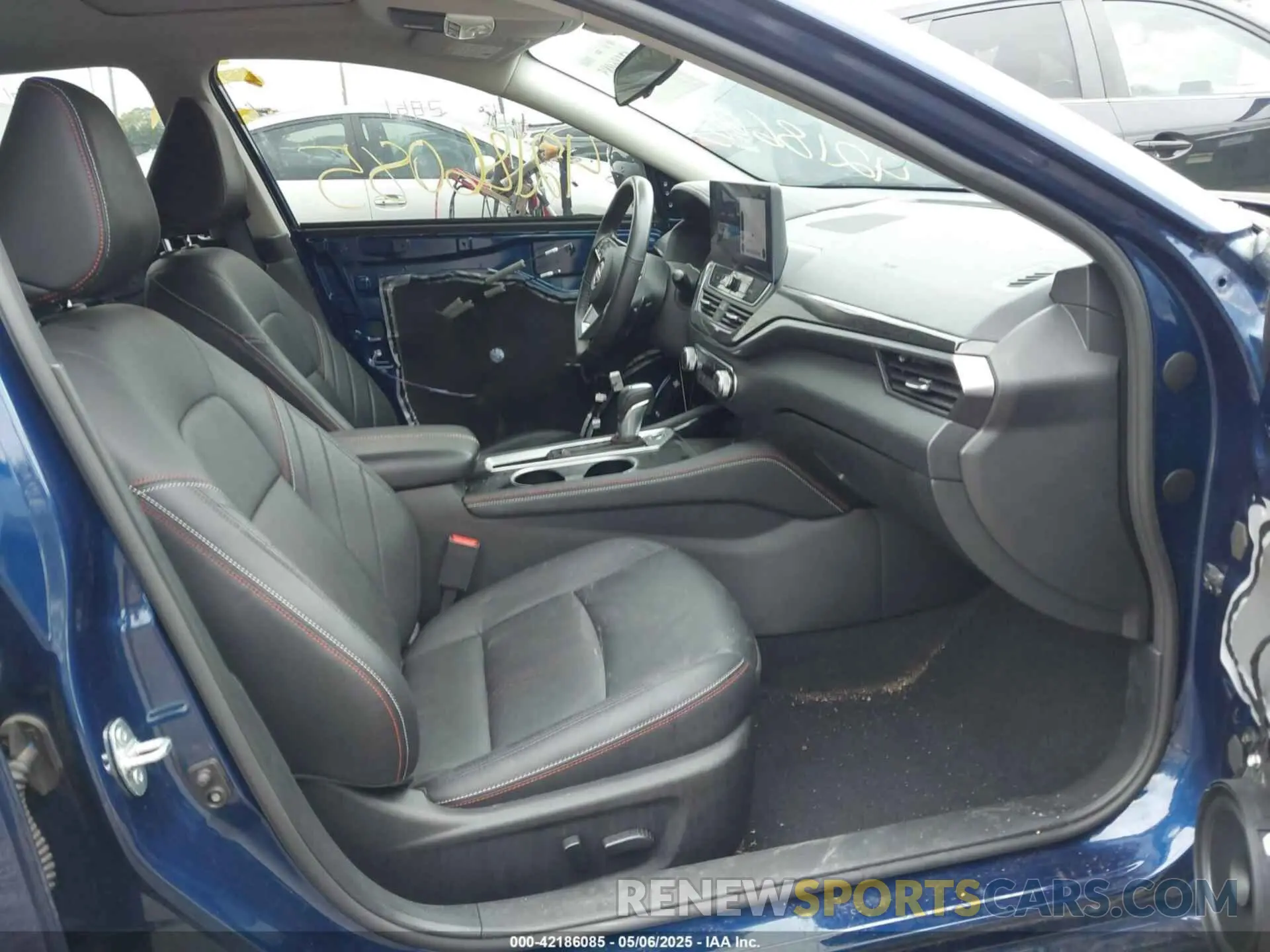5 Photograph of a damaged car 1N4BL4CV9RN315254 NISSAN ALTIMA 2024
