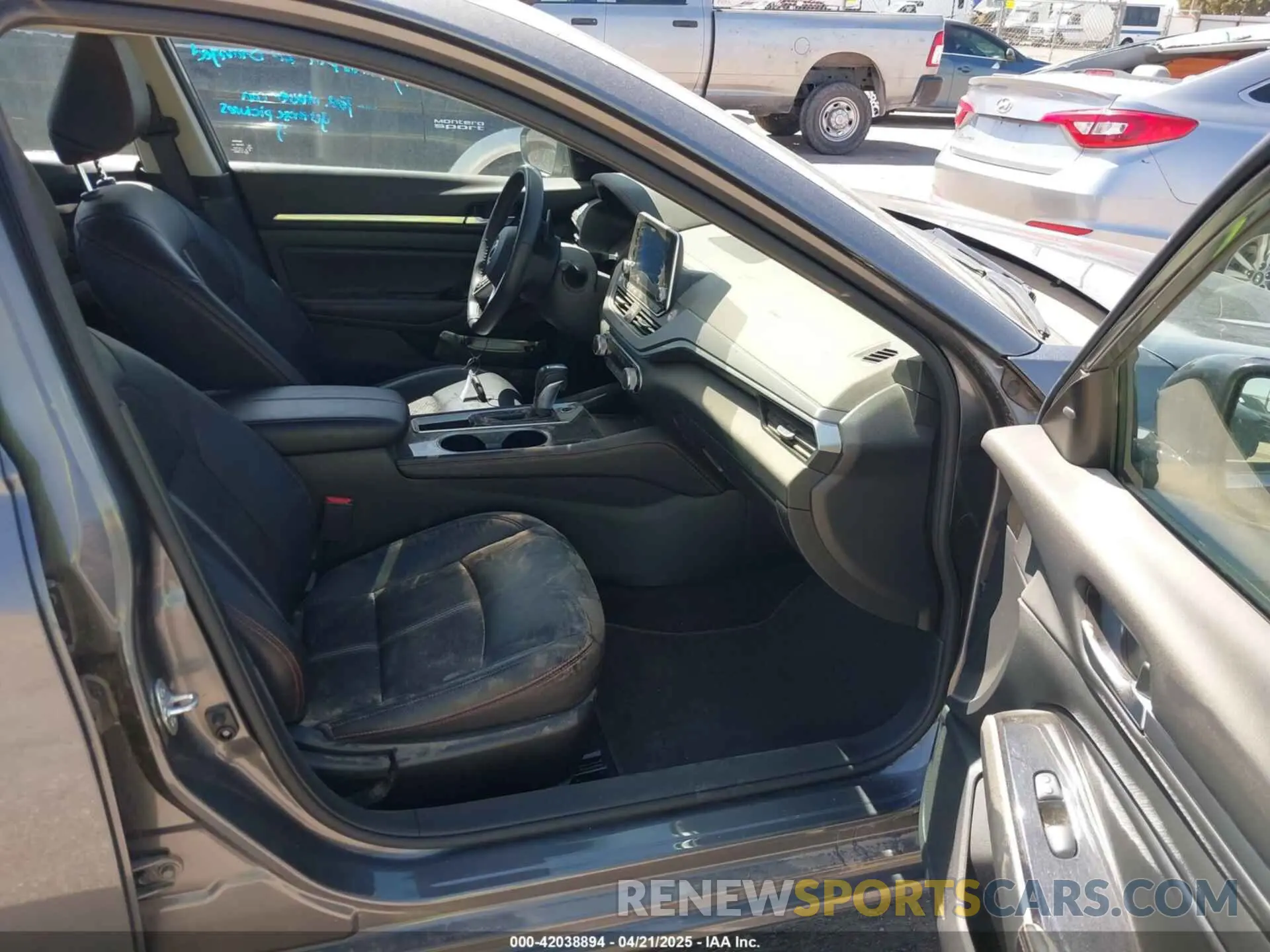5 Photograph of a damaged car 1N4BL4CV9RN370903 NISSAN ALTIMA 2024