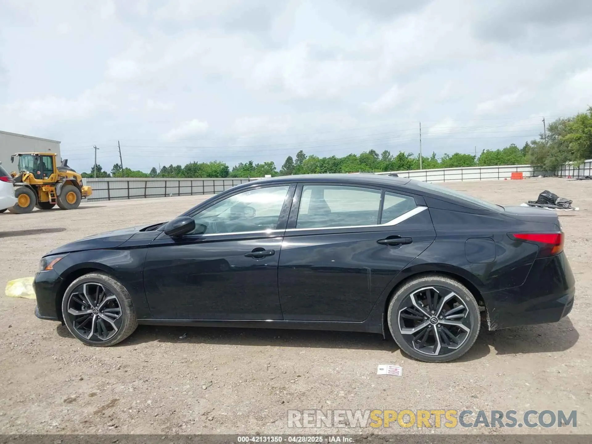 14 Фотография поврежденного автомобиля 1N4BL4CV9RN373526 NISSAN ALTIMA 2024