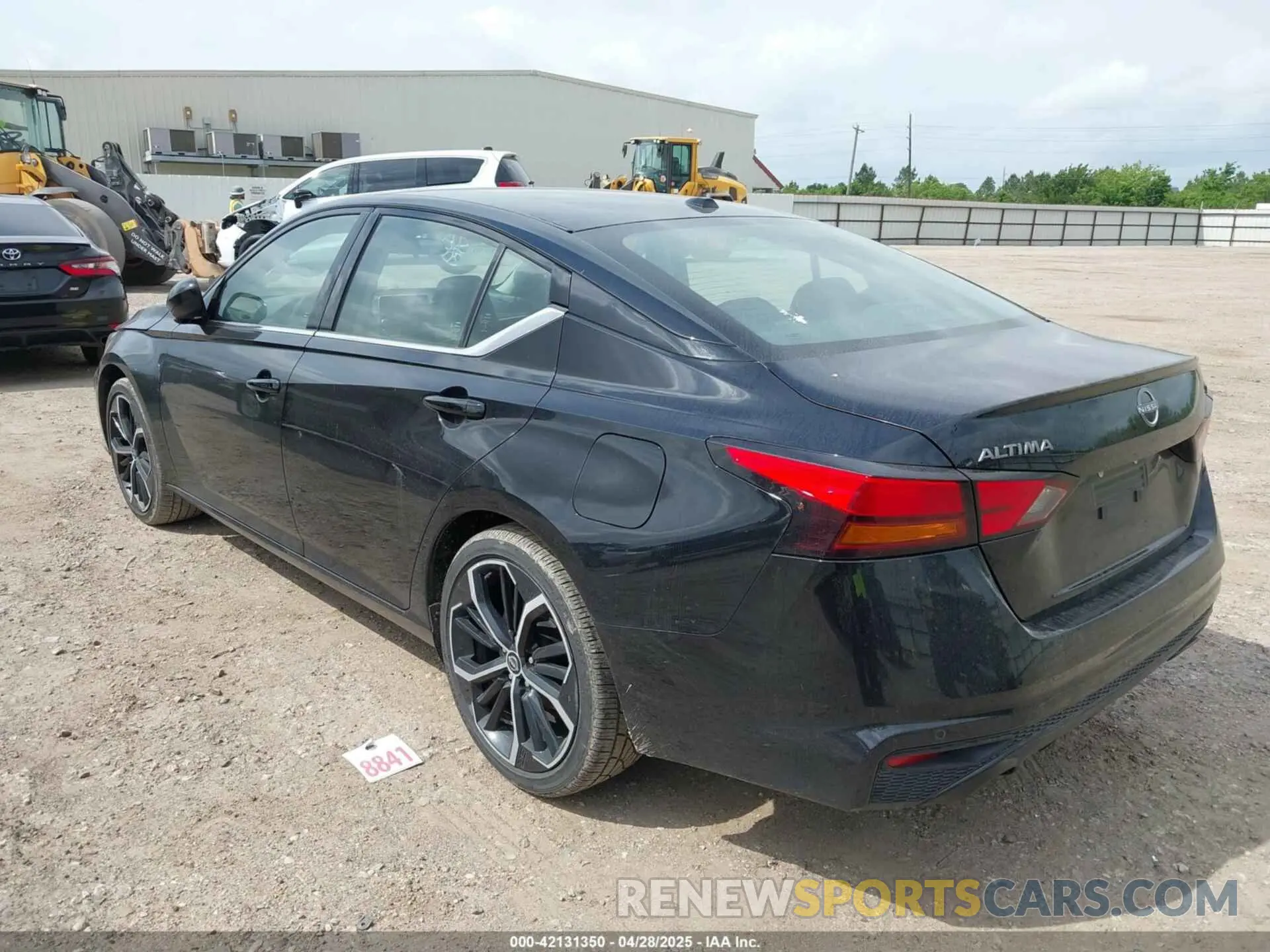 3 Фотография поврежденного автомобиля 1N4BL4CV9RN373526 NISSAN ALTIMA 2024