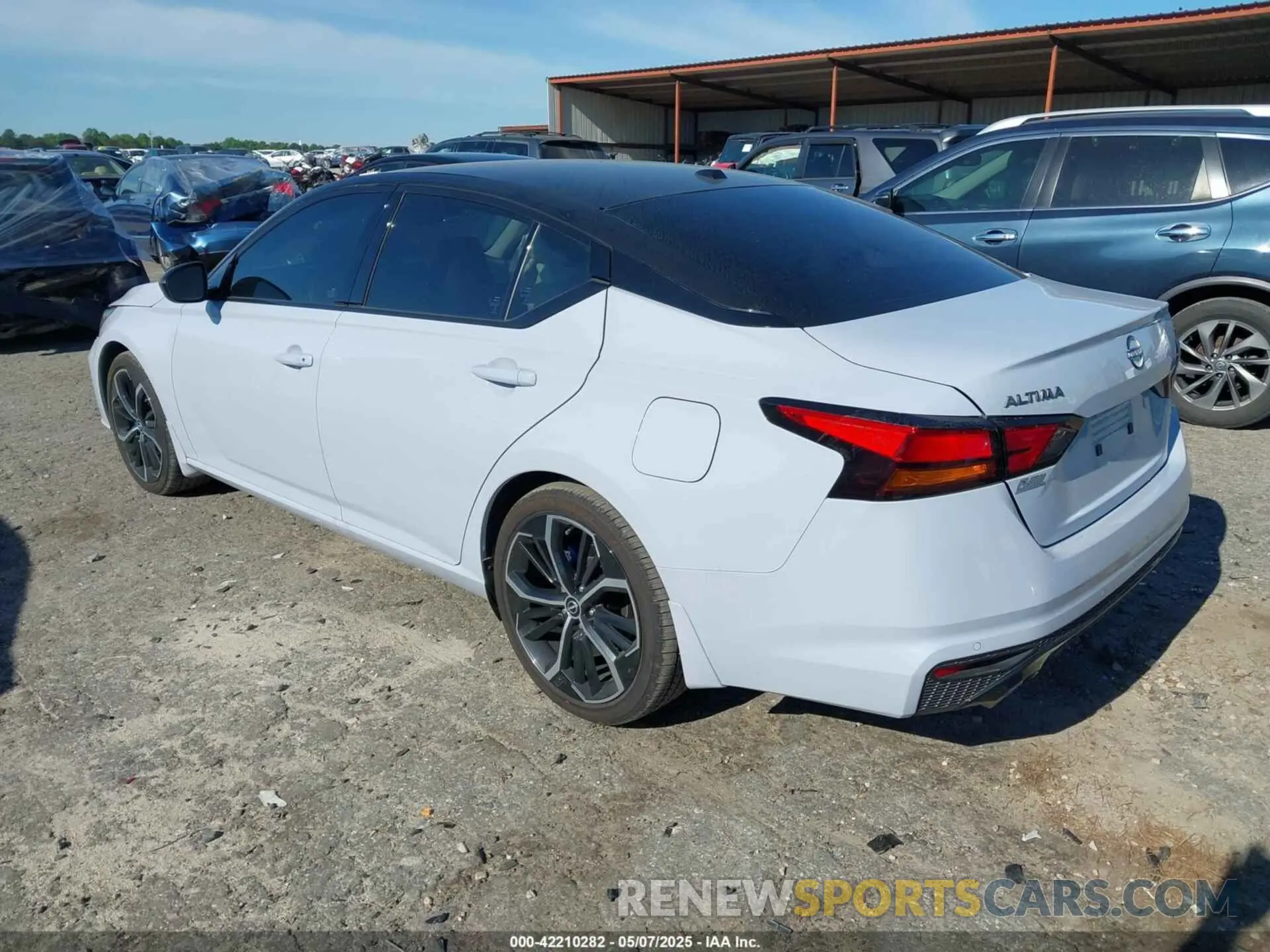3 Фотография поврежденного автомобиля 1N4BL4CV9RN398846 NISSAN ALTIMA 2024