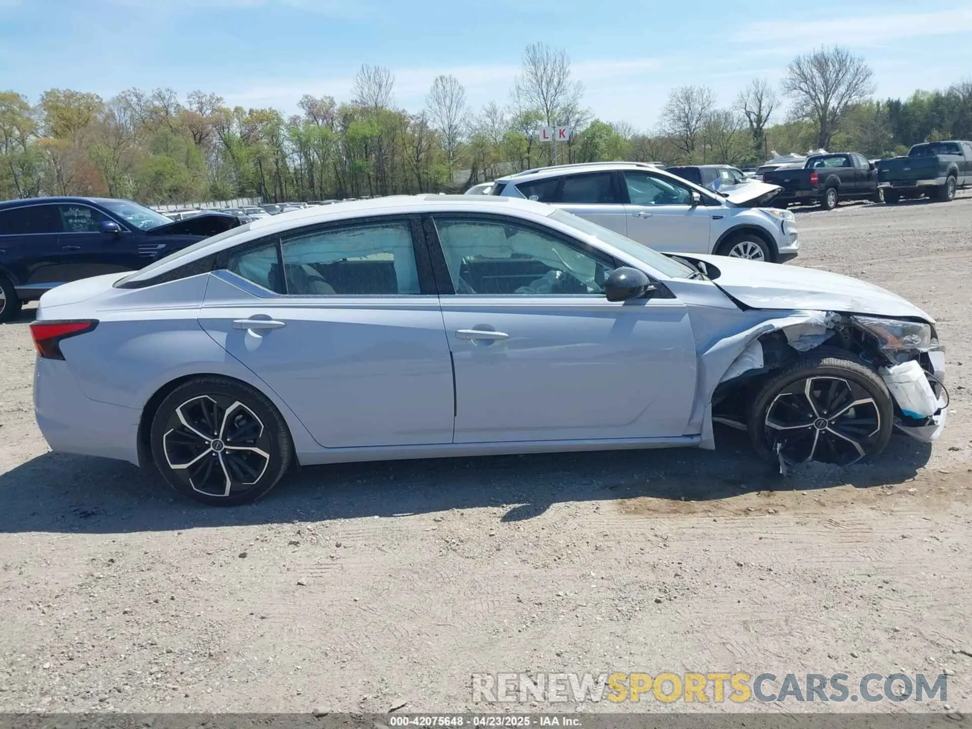 14 Photograph of a damaged car 1N4BL4CVXRN400409 NISSAN ALTIMA 2024