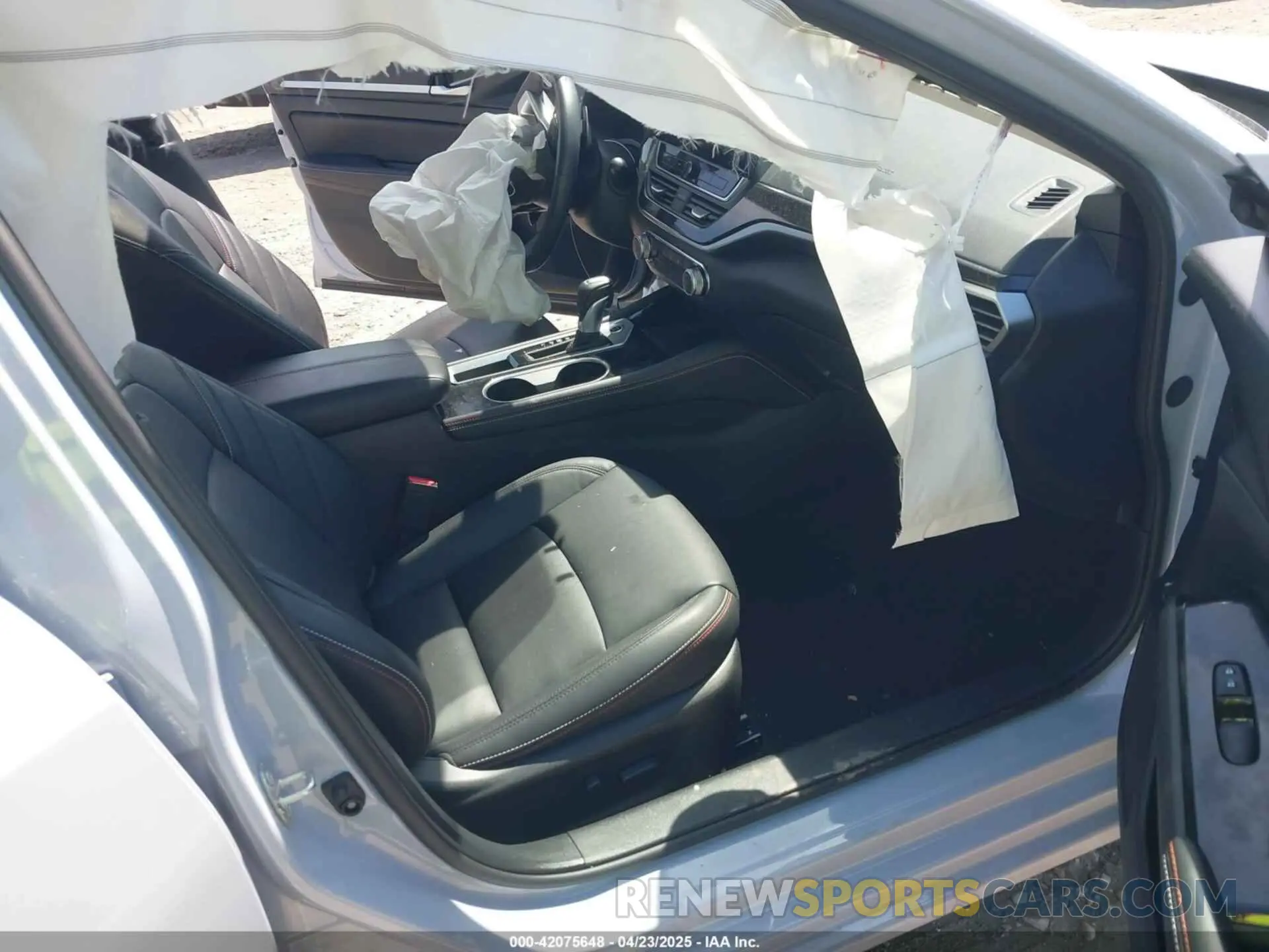 5 Photograph of a damaged car 1N4BL4CVXRN400409 NISSAN ALTIMA 2024