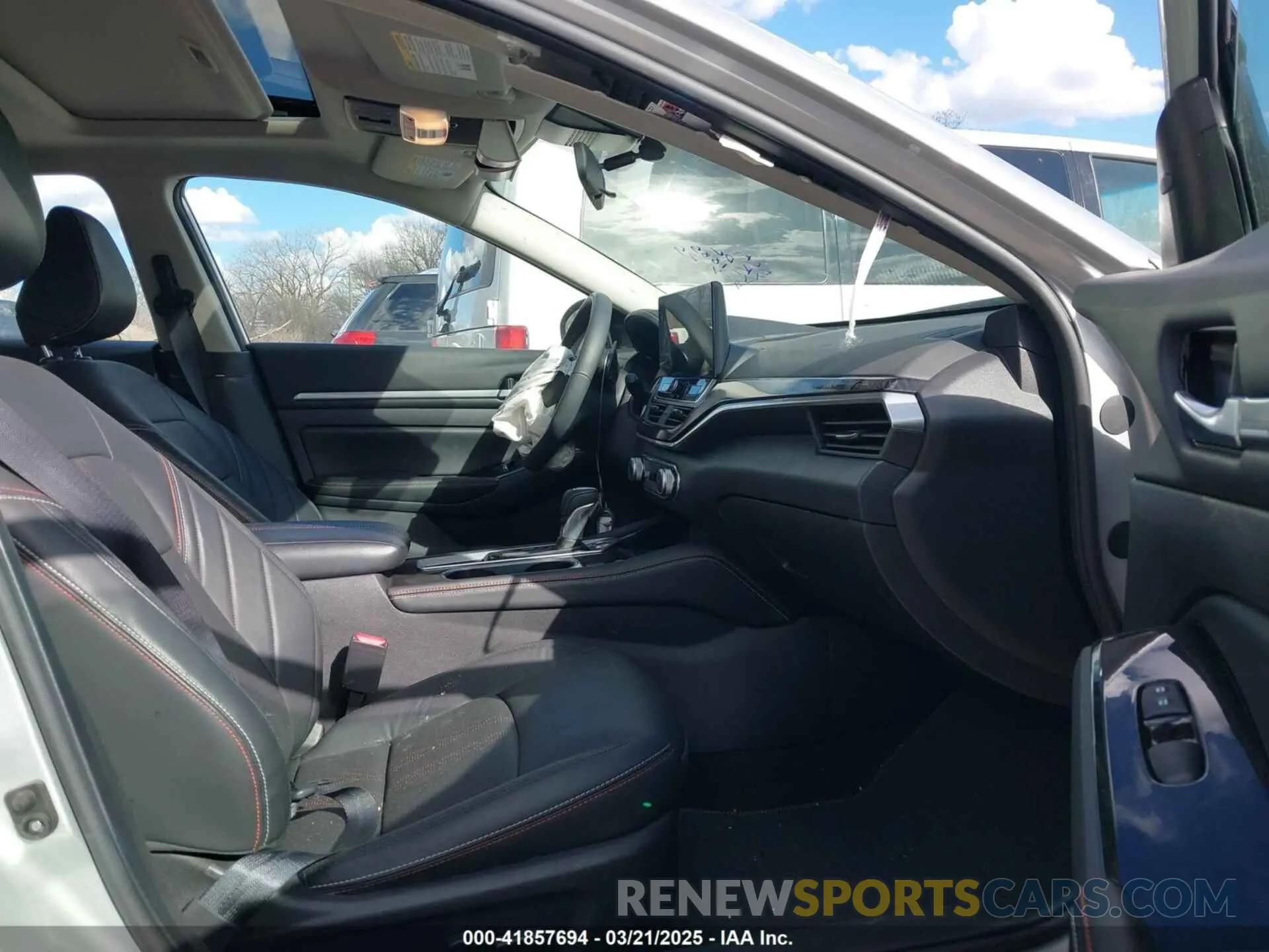 5 Photograph of a damaged car 1N4BL4CVXRN431885 NISSAN ALTIMA 2024
