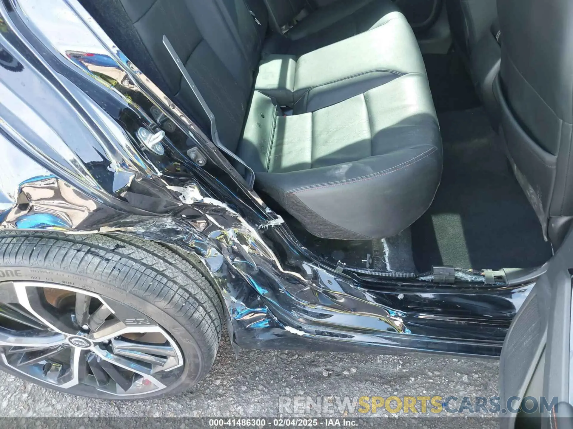 18 Photograph of a damaged car 1N4BL4CW1RN328072 NISSAN ALTIMA 2024