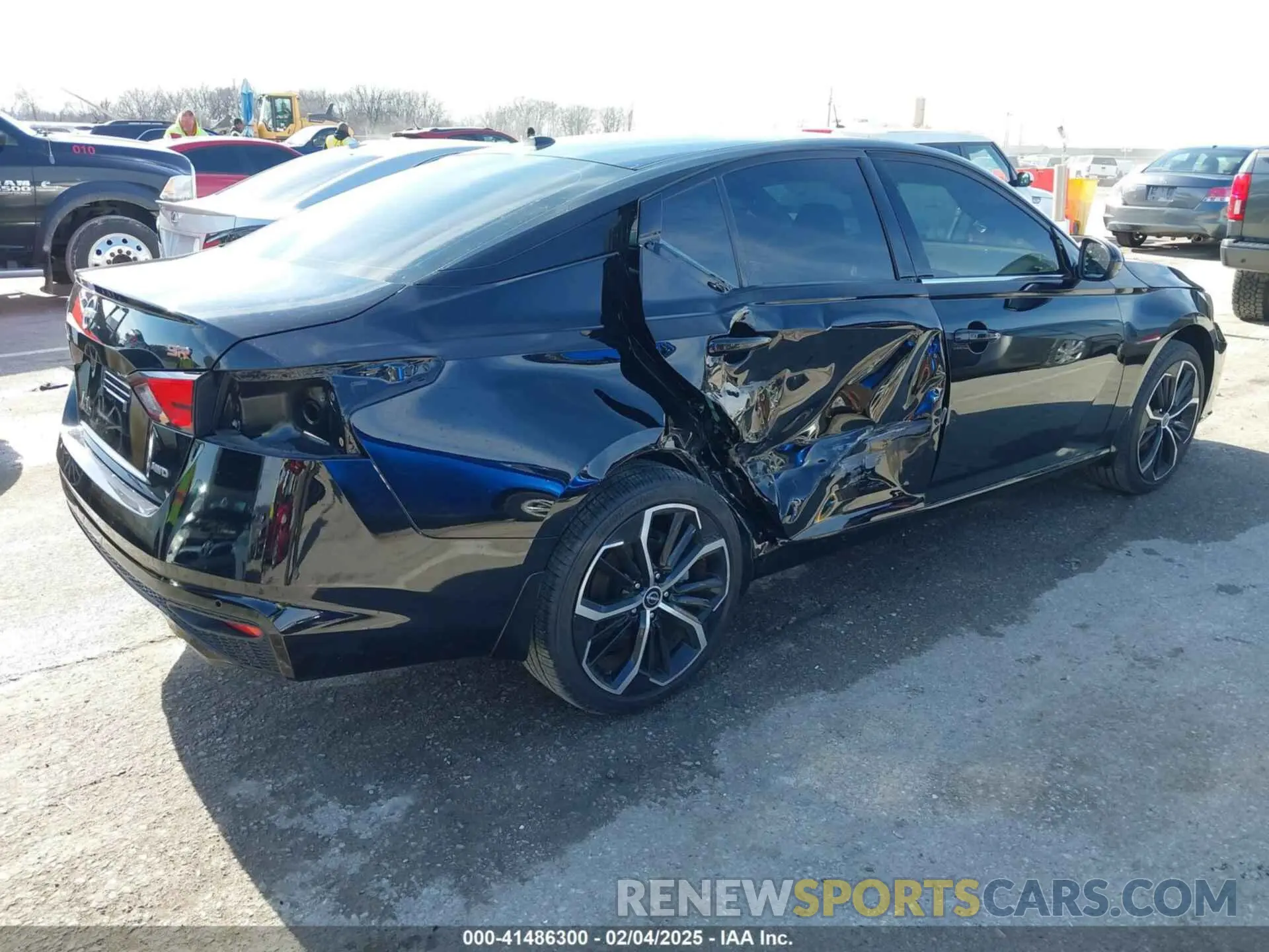 4 Photograph of a damaged car 1N4BL4CW1RN328072 NISSAN ALTIMA 2024