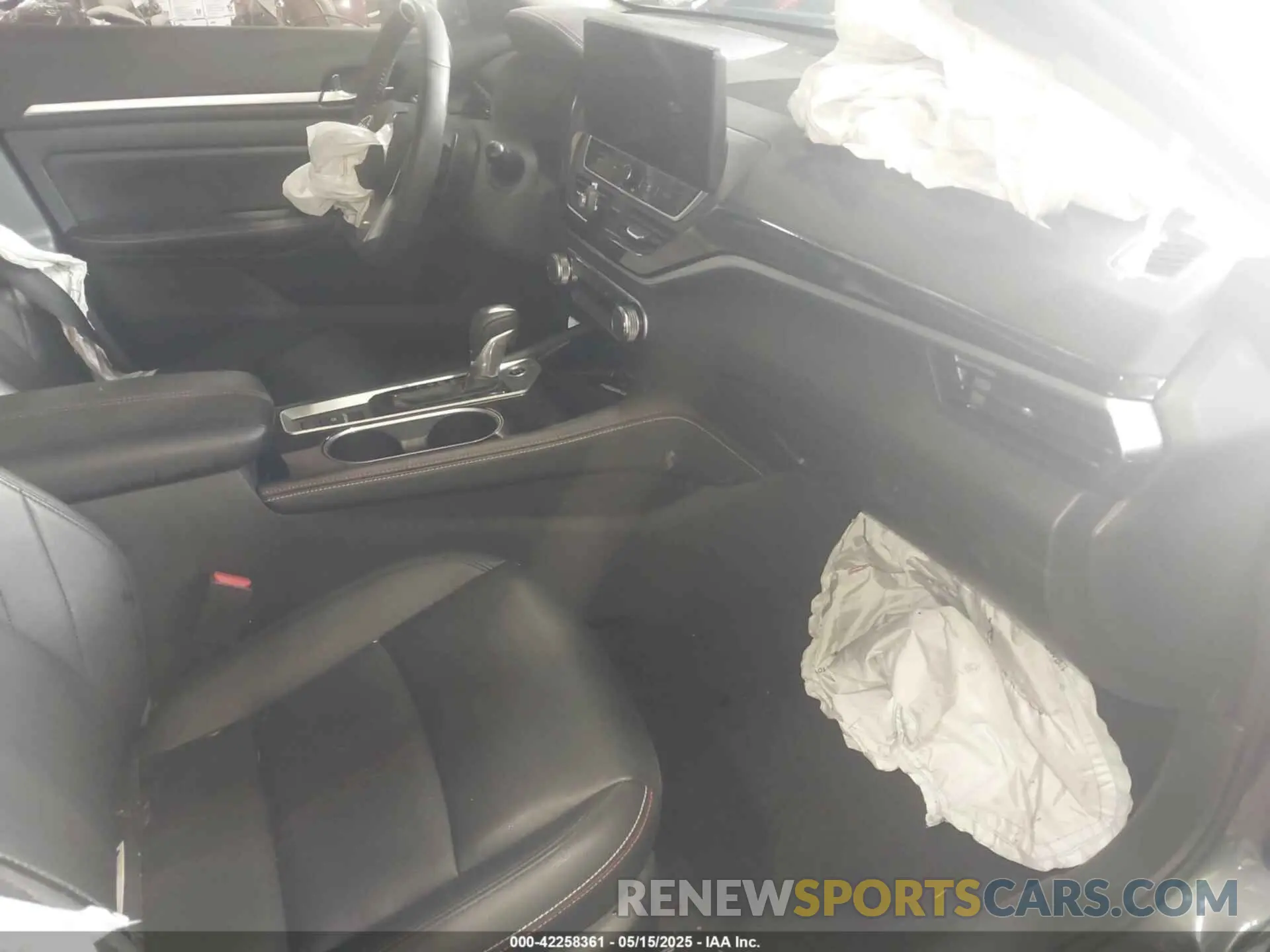 5 Photograph of a damaged car 1N4BL4CW9RN315294 NISSAN ALTIMA 2024