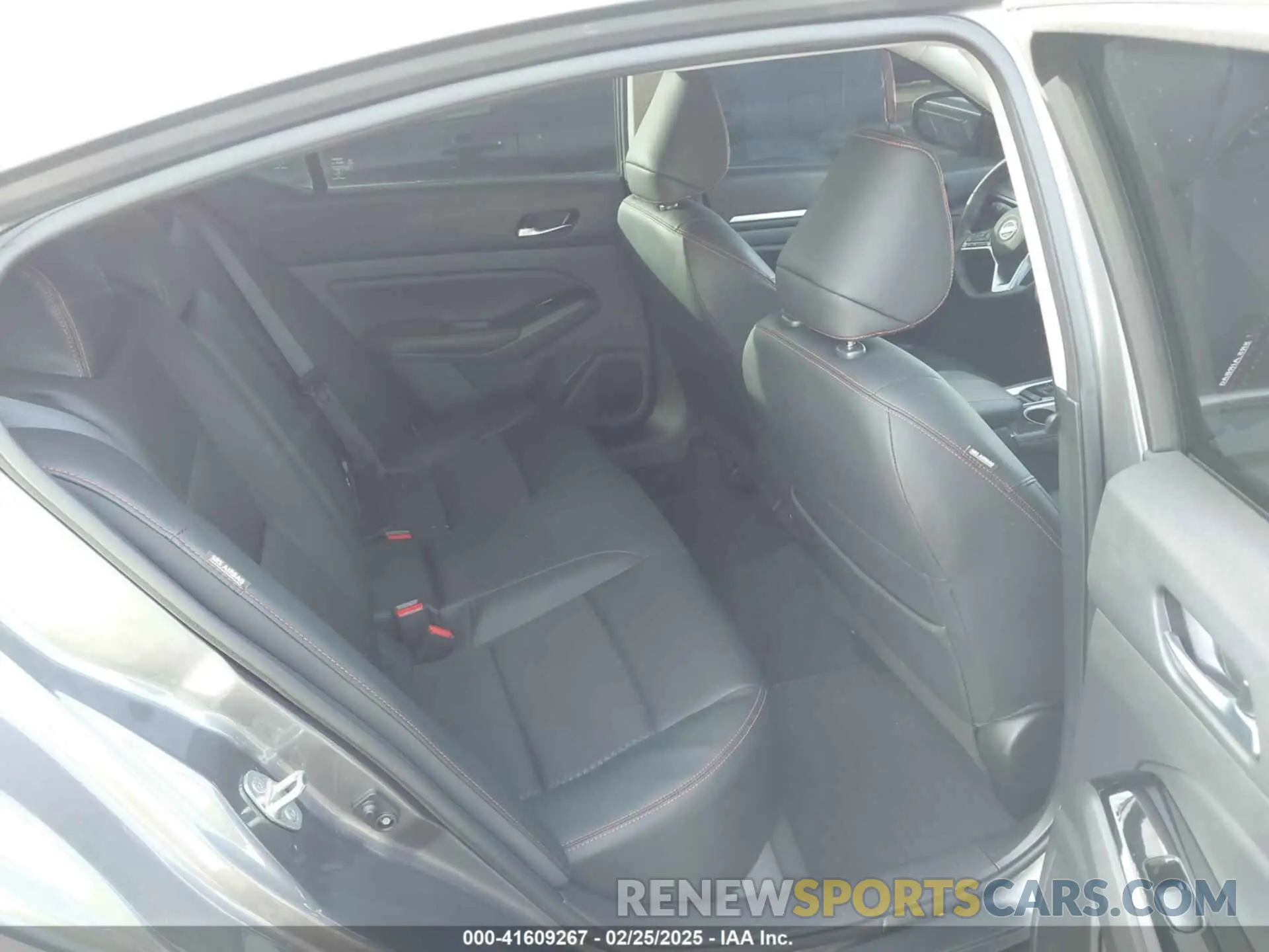 8 Photograph of a damaged car 1N4BL4CWXRN327678 NISSAN ALTIMA 2024