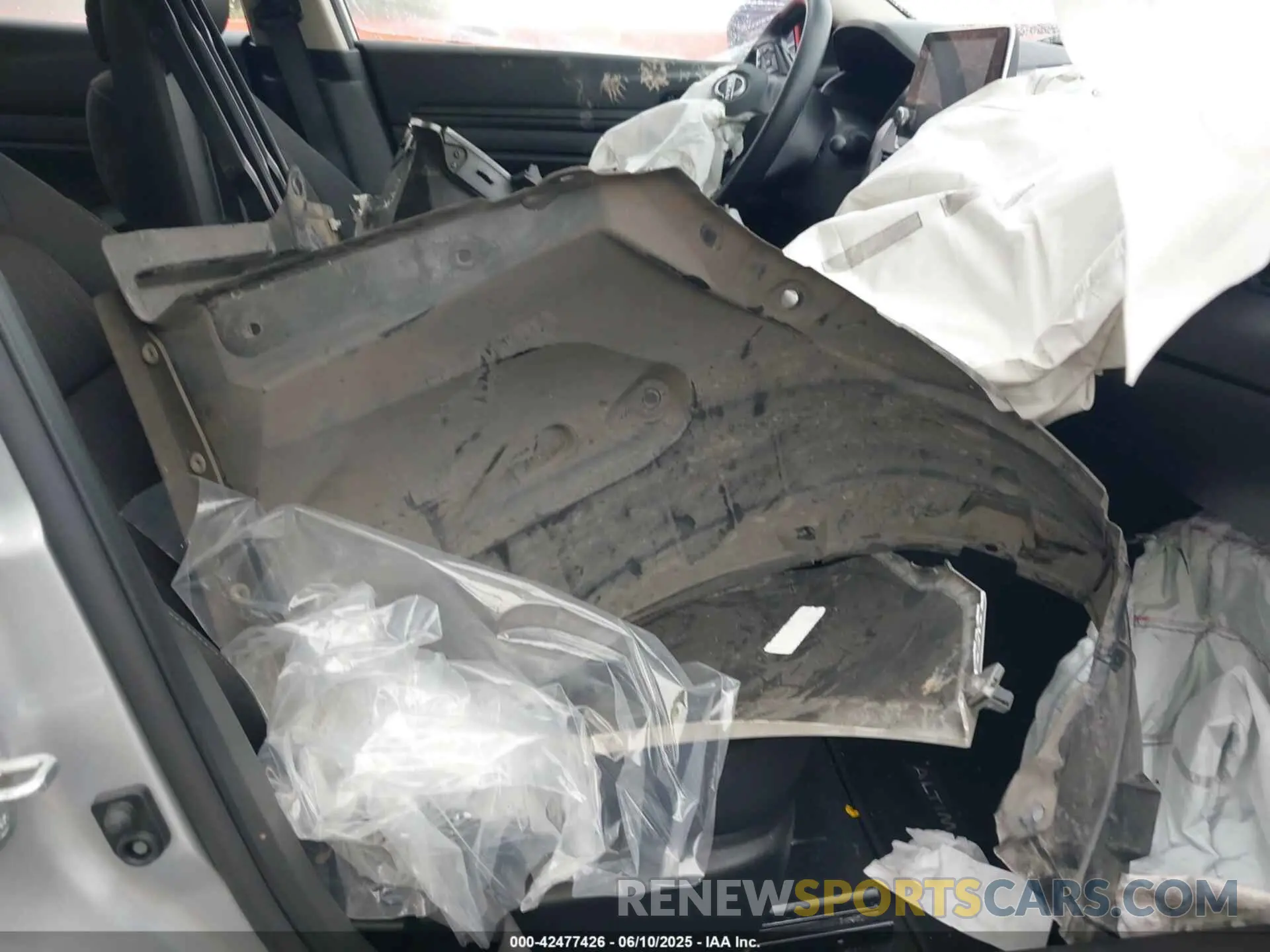 5 Photograph of a damaged car 1N4BL4DV0RN339327 NISSAN ALTIMA 2024
