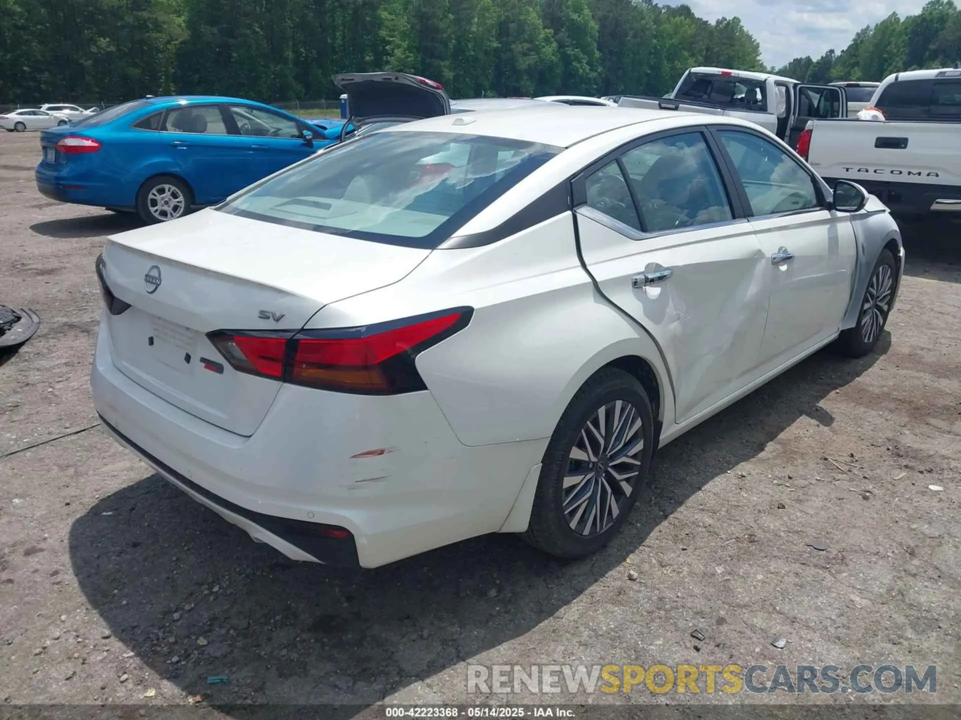 4 Фотография поврежденного автомобиля 1N4BL4DV0RN339893 NISSAN ALTIMA 2024