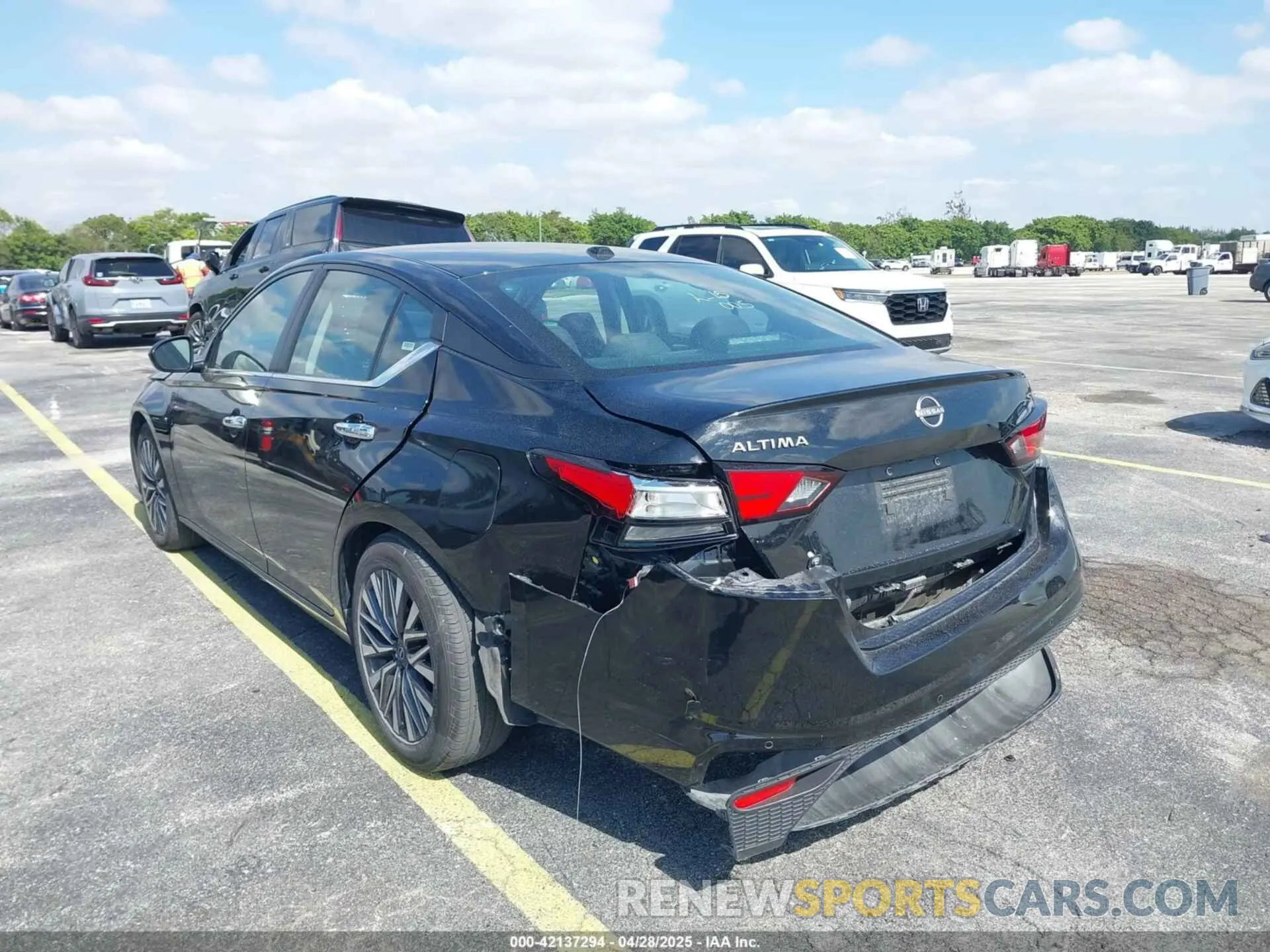 6 Photograph of a damaged car 1N4BL4DV0RN346293 NISSAN ALTIMA 2024