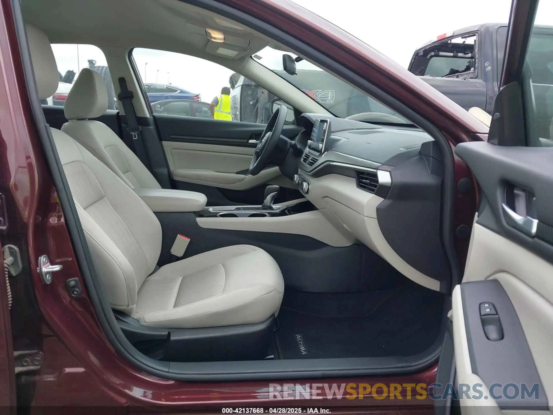 5 Фотография поврежденного автомобиля 1N4BL4DV1RN323542 NISSAN ALTIMA 2024
