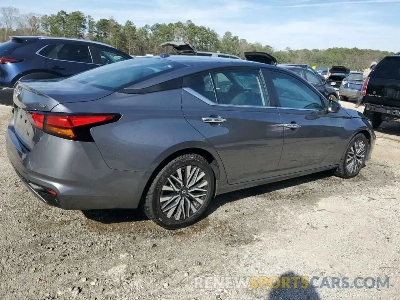 3 Фотография поврежденного автомобиля 1N4BL4DV1RN353558 NISSAN ALTIMA 2024