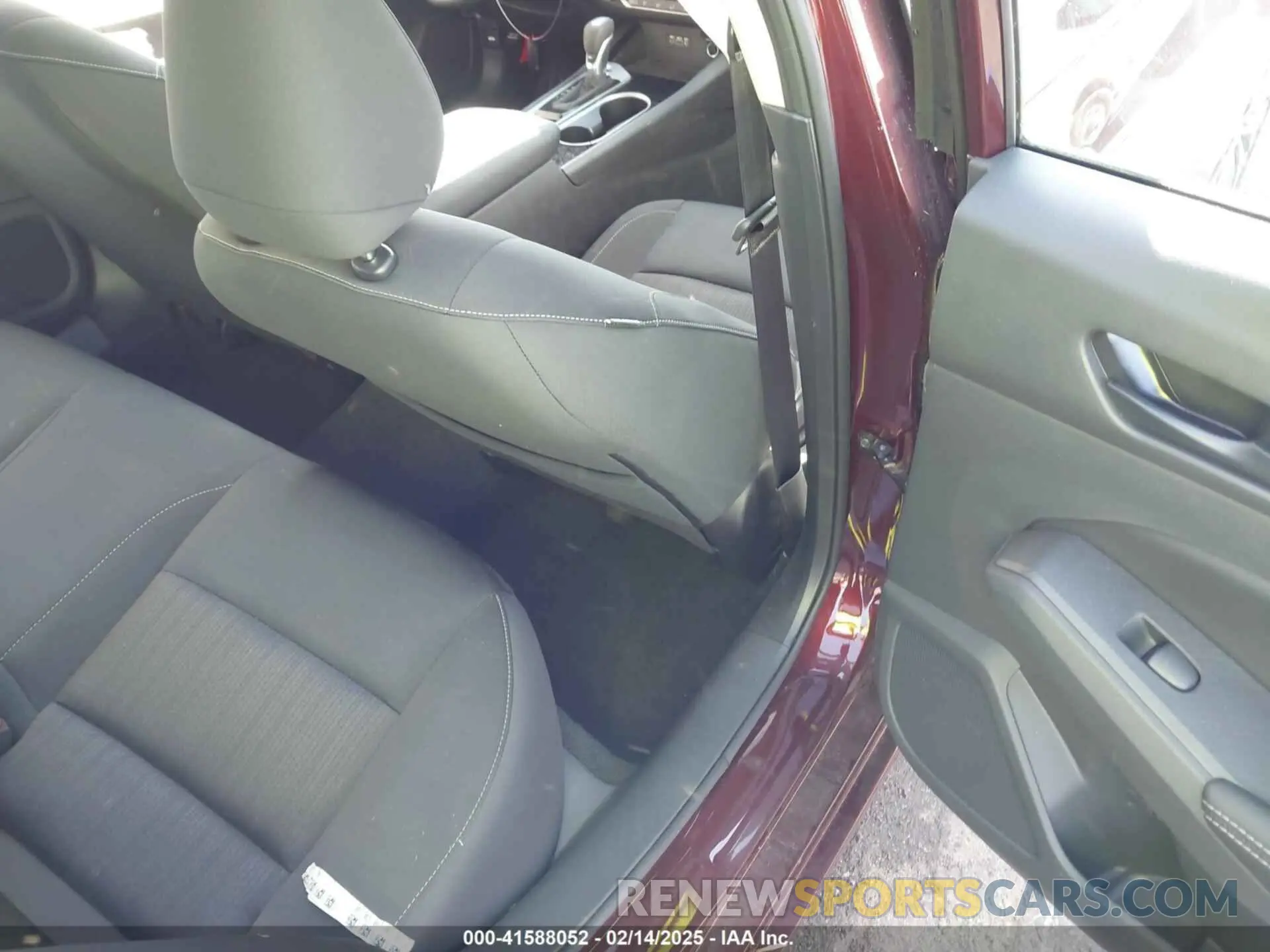 8 Photograph of a damaged car 1N4BL4DV2RN318169 NISSAN ALTIMA 2024