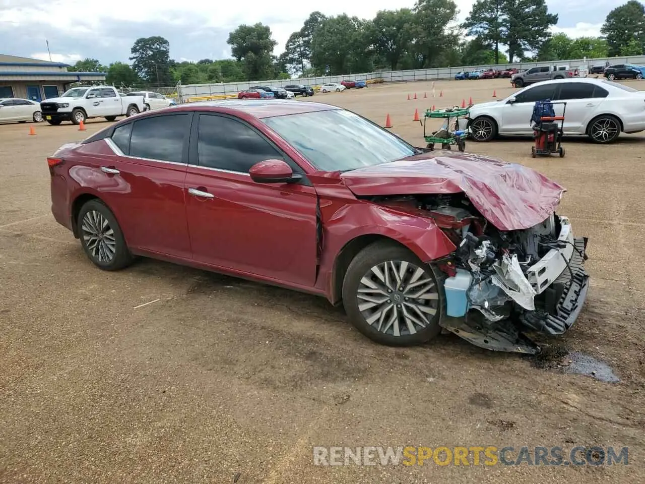 4 Photograph of a damaged car 1N4BL4DV2RN434729 NISSAN ALTIMA 2024