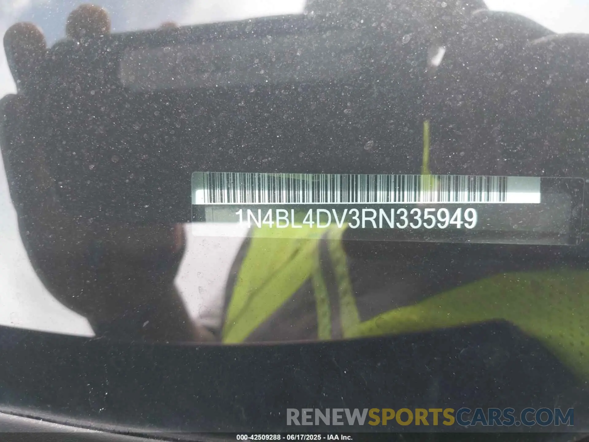 9 Photograph of a damaged car 1N4BL4DV3RN335949 NISSAN ALTIMA 2024
