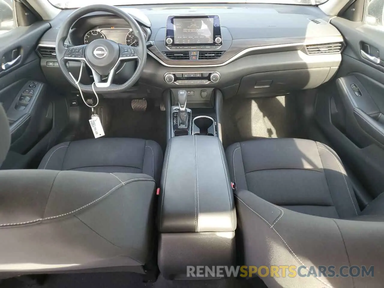 8 Photograph of a damaged car 1N4BL4DV3RN363007 NISSAN ALTIMA 2024