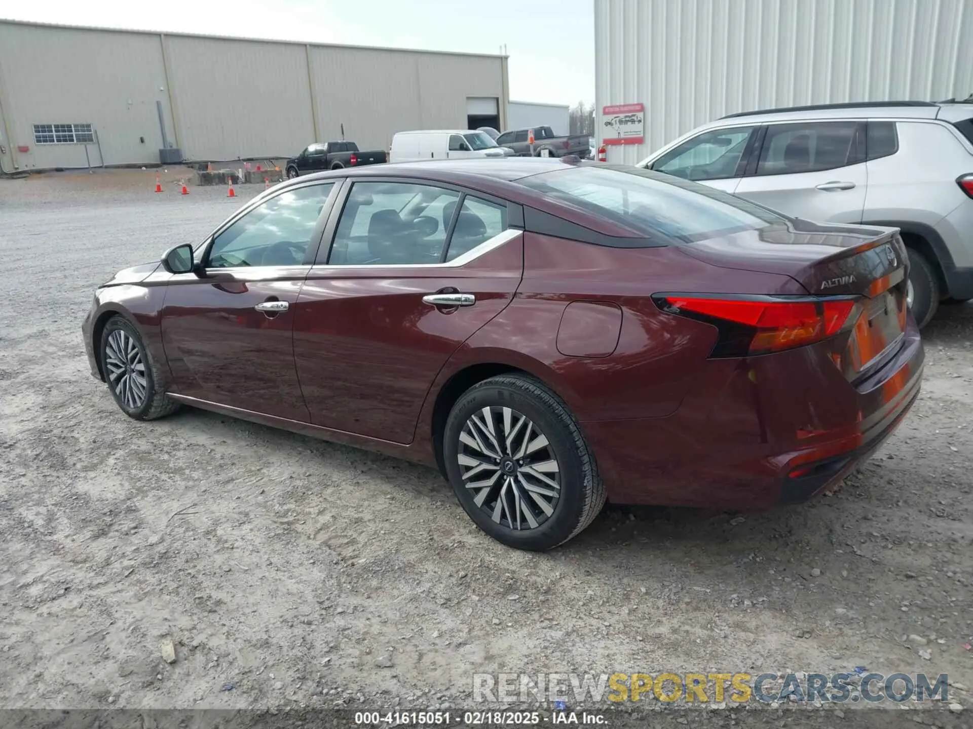 3 Фотография поврежденного автомобиля 1N4BL4DV3RN372614 NISSAN ALTIMA 2024