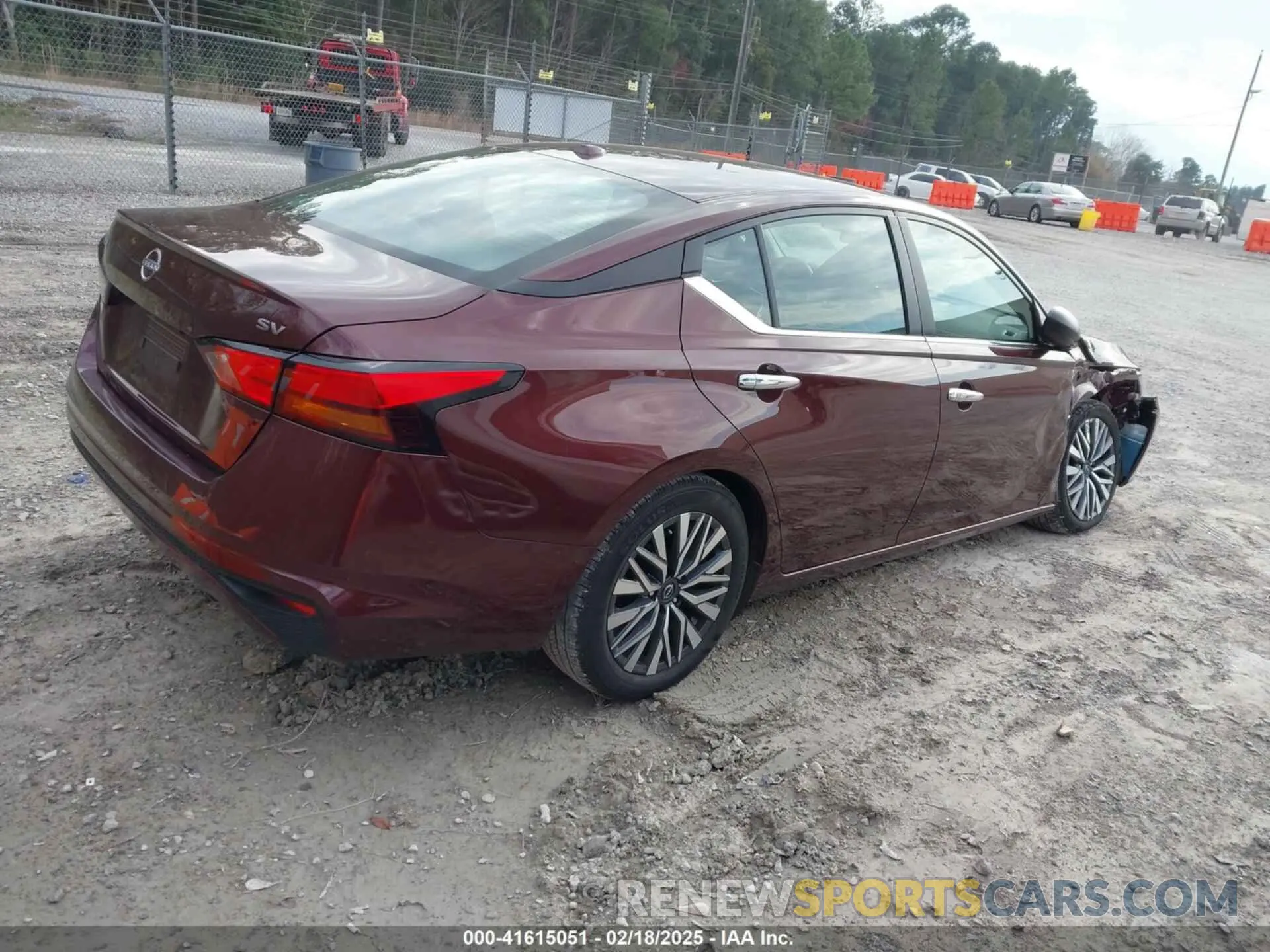 4 Фотография поврежденного автомобиля 1N4BL4DV3RN372614 NISSAN ALTIMA 2024