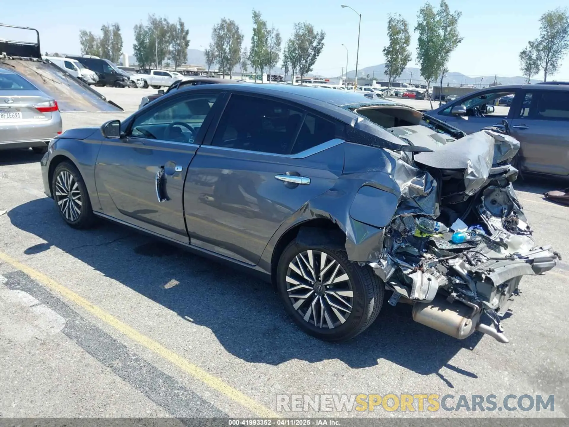 3 Фотография поврежденного автомобиля 1N4BL4DV3RN406146 NISSAN ALTIMA 2024