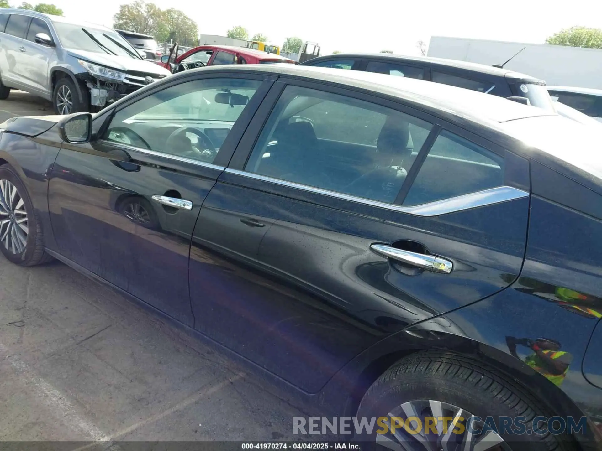 14 Фотография поврежденного автомобиля 1N4BL4DV3RN409614 NISSAN ALTIMA 2024