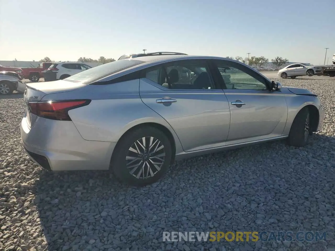 3 Photograph of a damaged car 1N4BL4DV4RN302653 NISSAN ALTIMA 2024