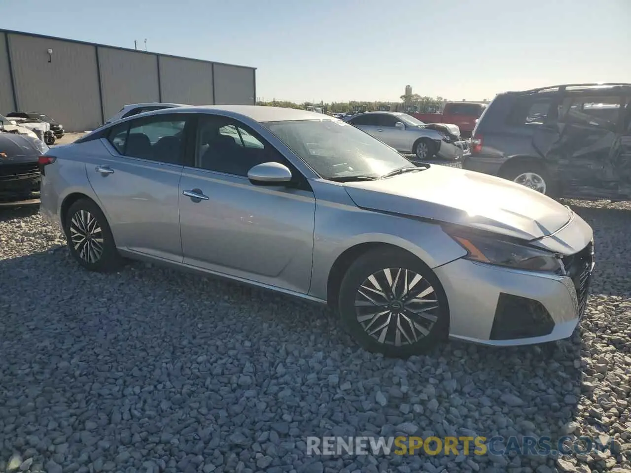 4 Photograph of a damaged car 1N4BL4DV4RN302653 NISSAN ALTIMA 2024