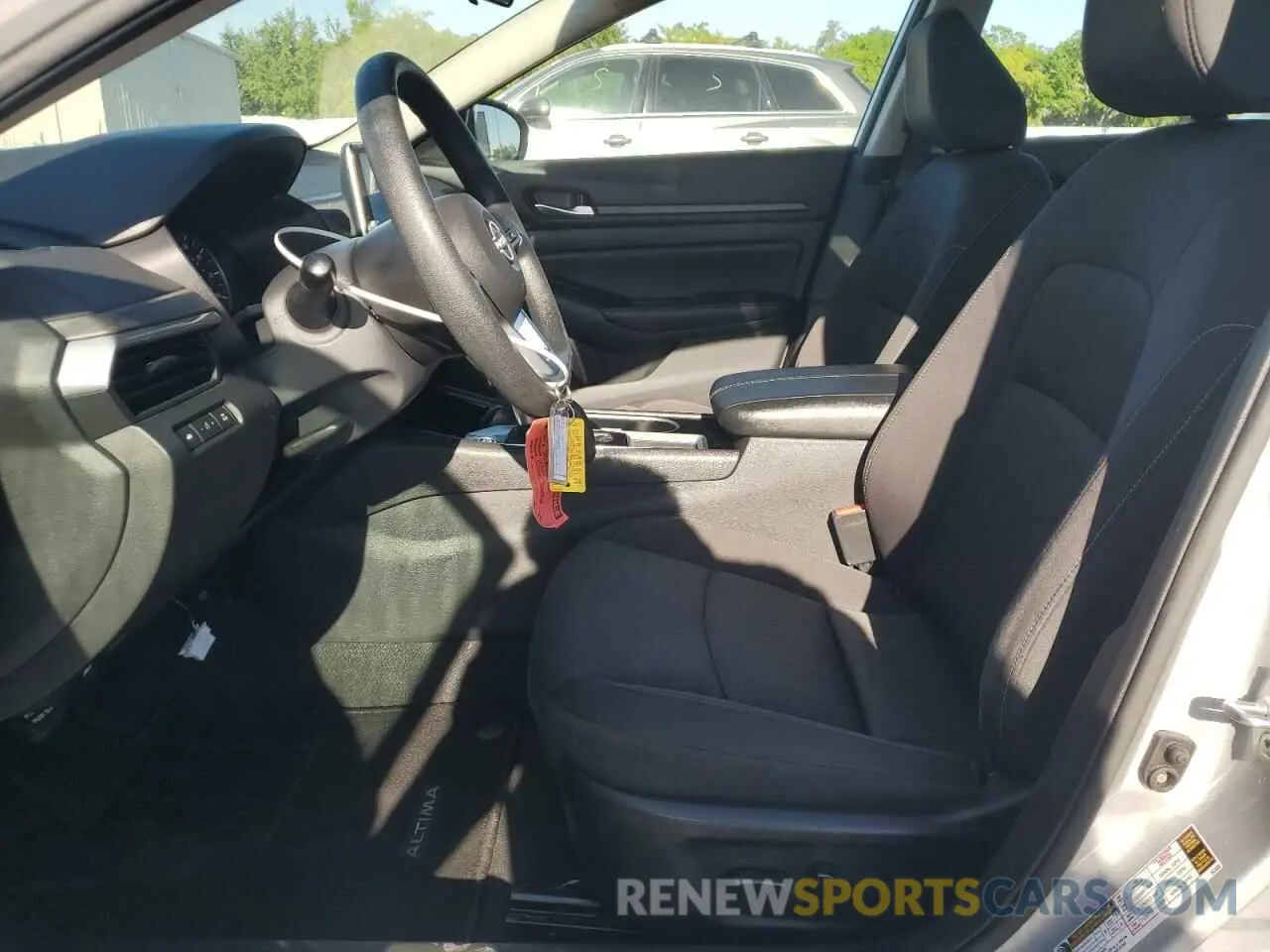 7 Photograph of a damaged car 1N4BL4DV4RN302653 NISSAN ALTIMA 2024