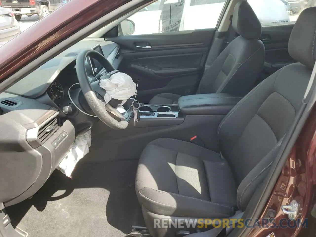 7 Photograph of a damaged car 1N4BL4DV4RN316441 NISSAN ALTIMA 2024