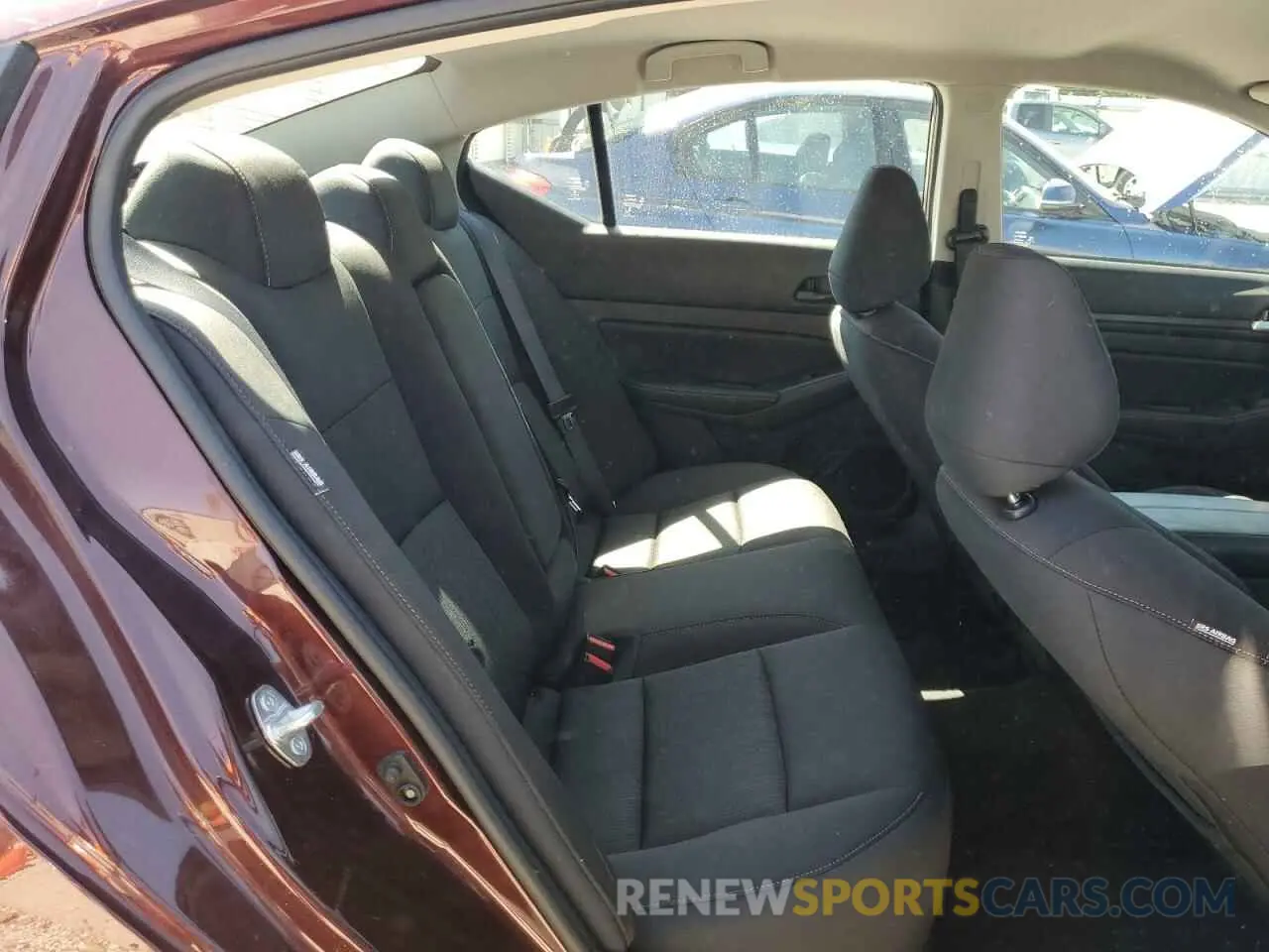 10 Photograph of a damaged car 1N4BL4DV4RN318089 NISSAN ALTIMA 2024