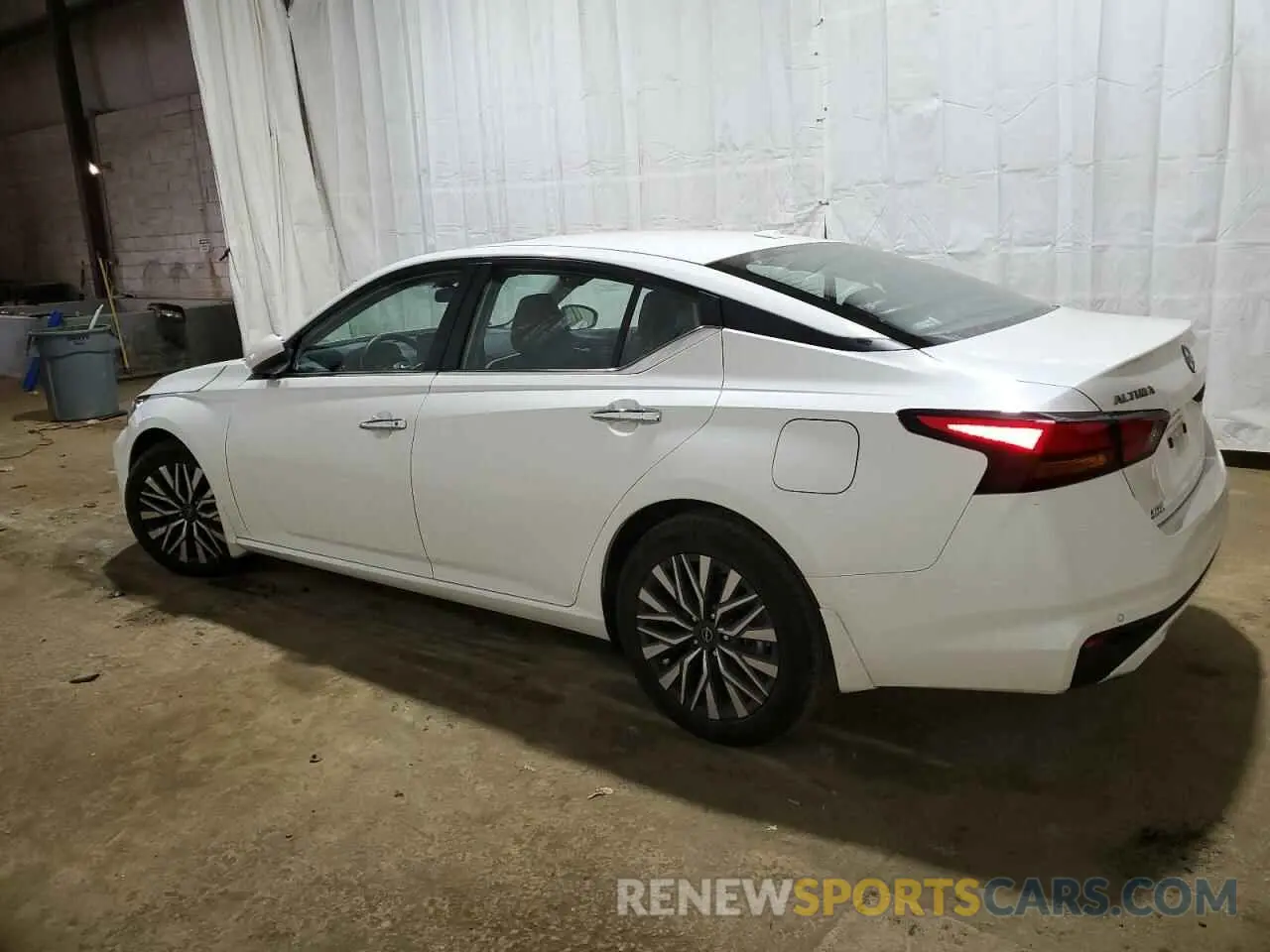 2 Photograph of a damaged car 1N4BL4DV4RN318982 NISSAN ALTIMA 2024