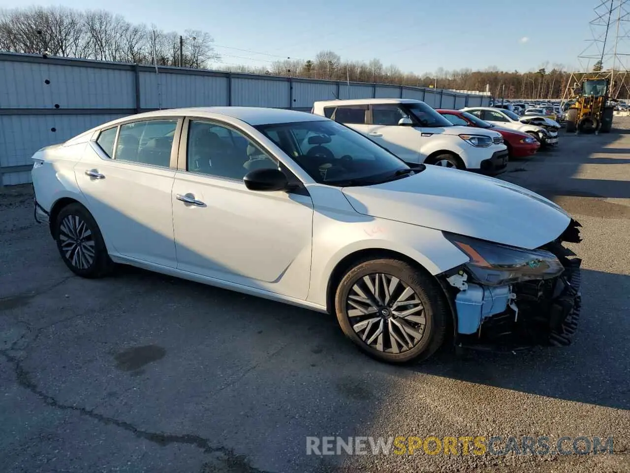 4 Photograph of a damaged car 1N4BL4DV4RN334907 NISSAN ALTIMA 2024