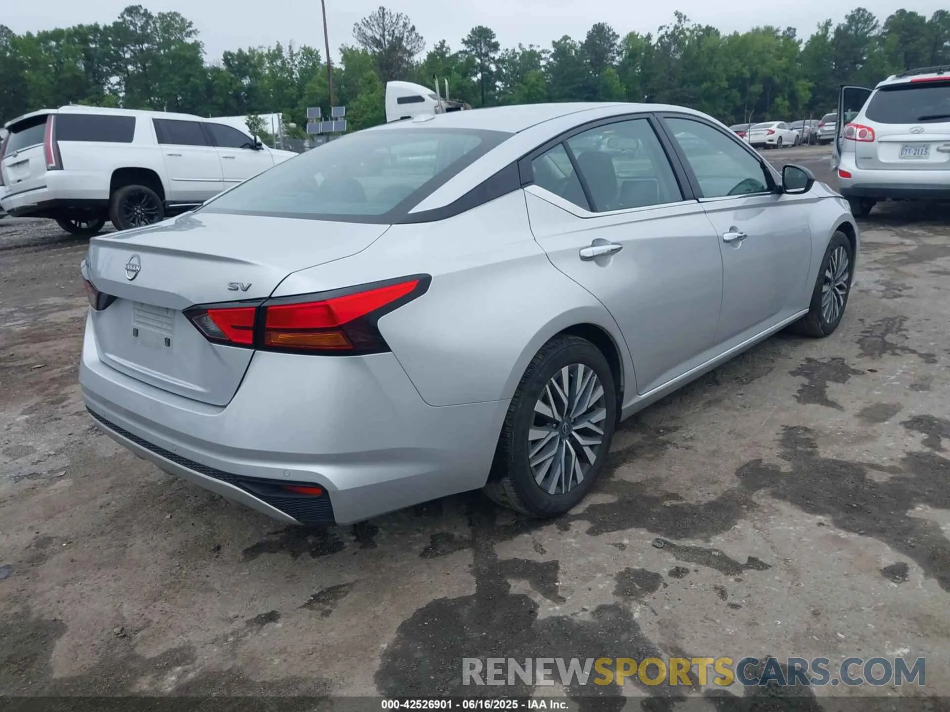 4 Фотография поврежденного автомобиля 1N4BL4DV4RN338570 NISSAN ALTIMA 2024